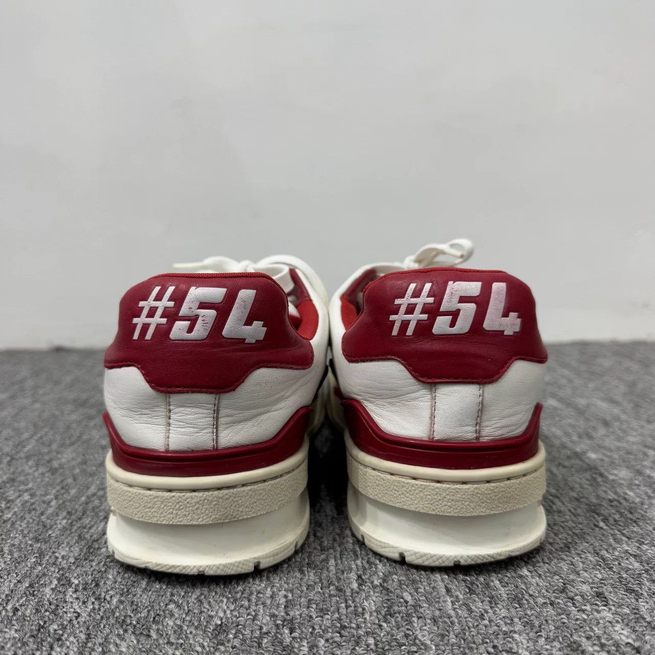 Louis Vuitton louis vuitton lv white red trainer shoes Size US 7 / EU 40 - 3 Thumbnail