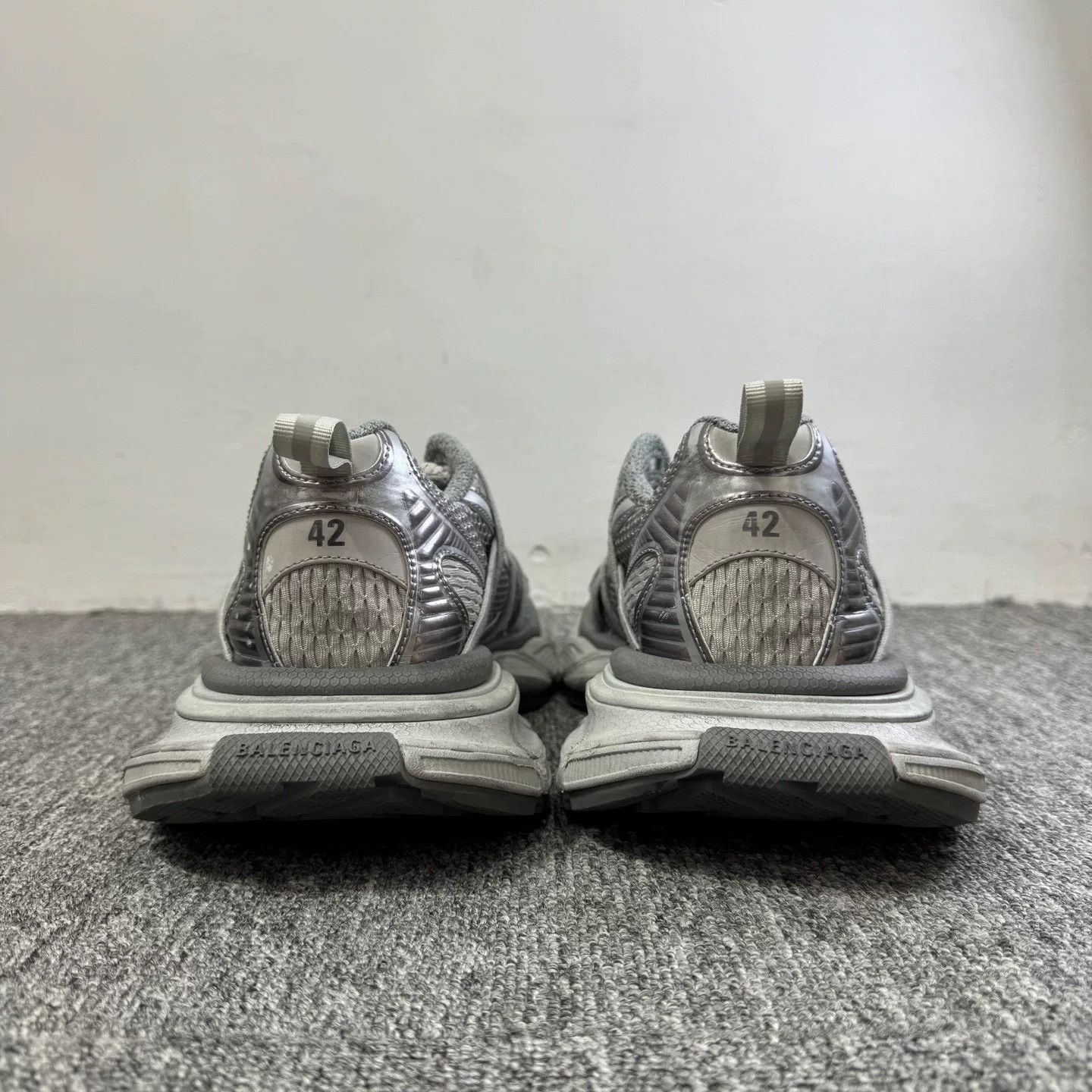Balenciaga Balenciaga Triple S Sneakers in Gray Size US 9 / EU 42 - 3 Thumbnail