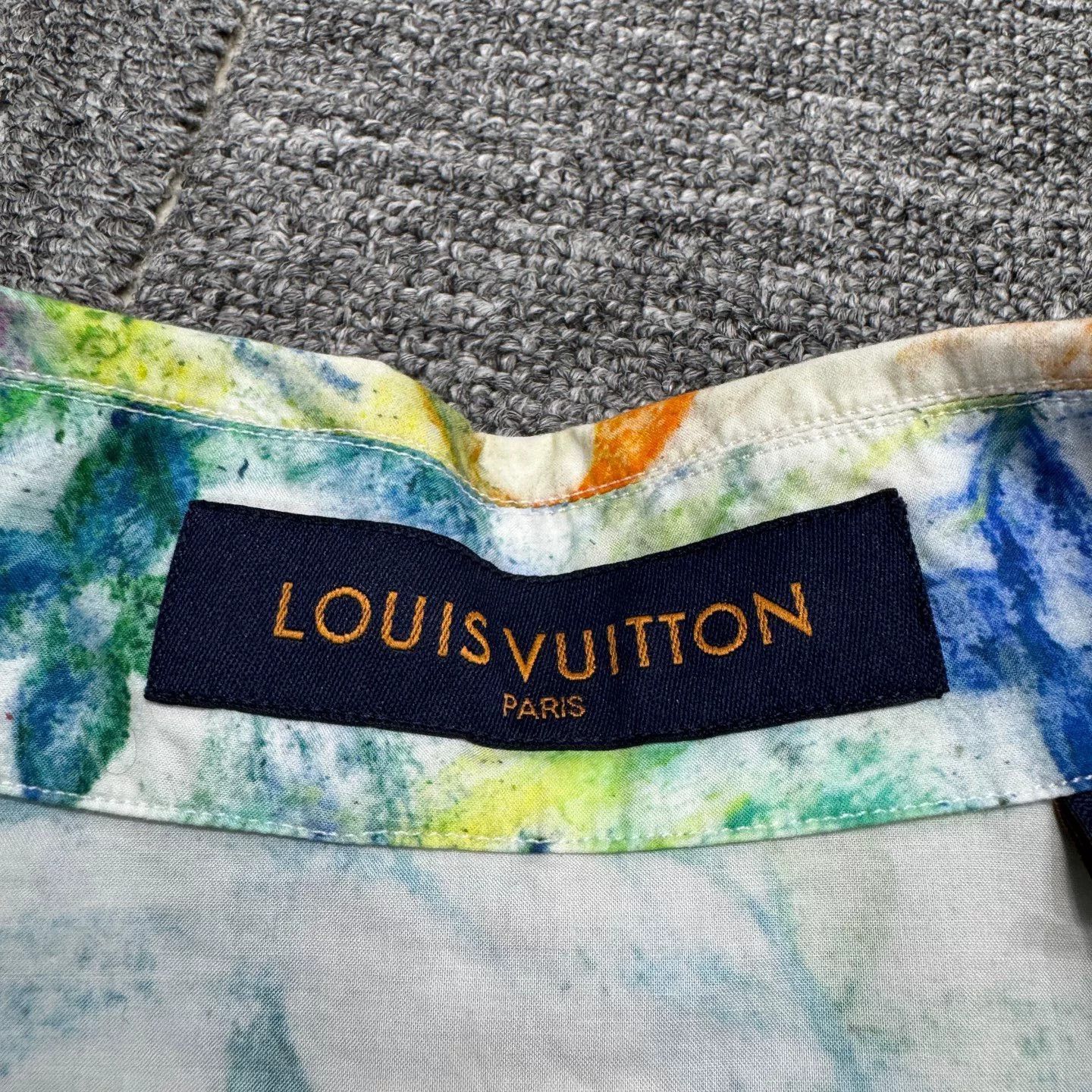 Louis Vuitton louis vuitton crayon logo short sleeve shirt Size US L / EU 52-54 / 3 - 3 Thumbnail