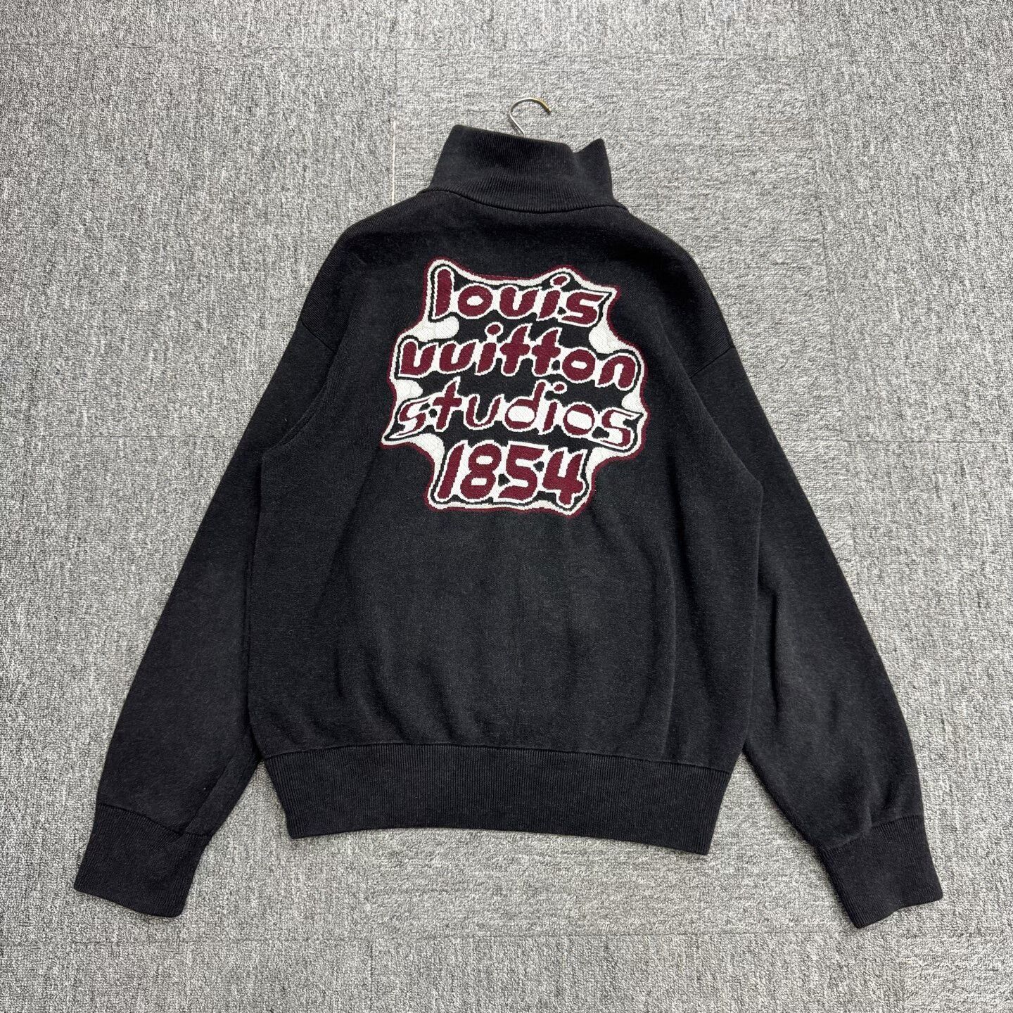 Louis Vuitton louis vuitton 1854 logo zip jacket Size US M / EU 48-50 / 2 - 2 Thumbnail