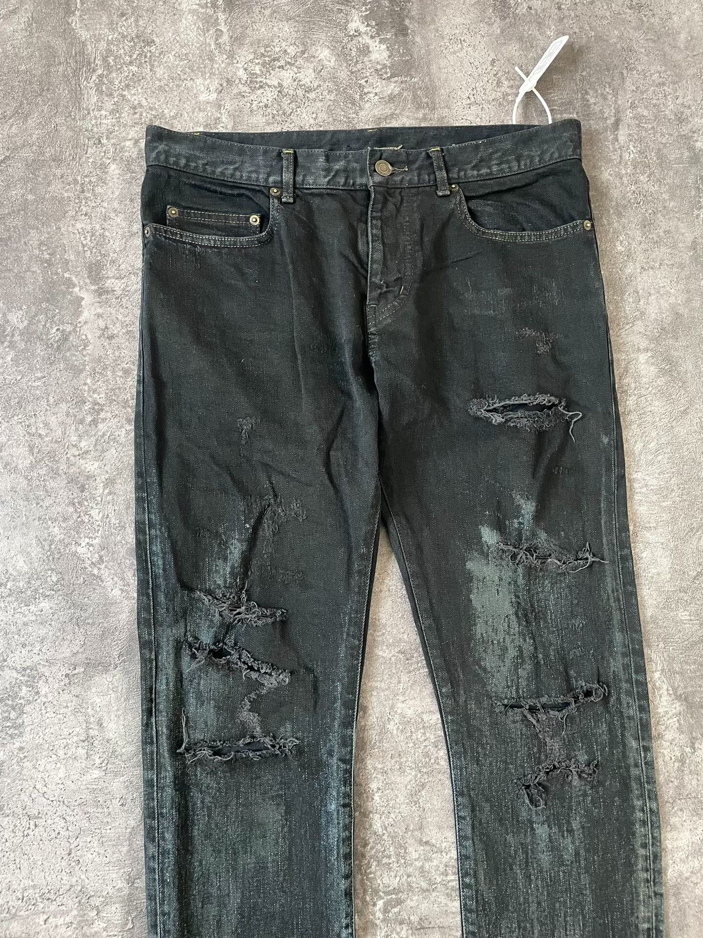 Saint Laurent Paris Saint Laurent Distressed Black Denim Jeans Size US 32 / EU 48 - 2 Thumbnail