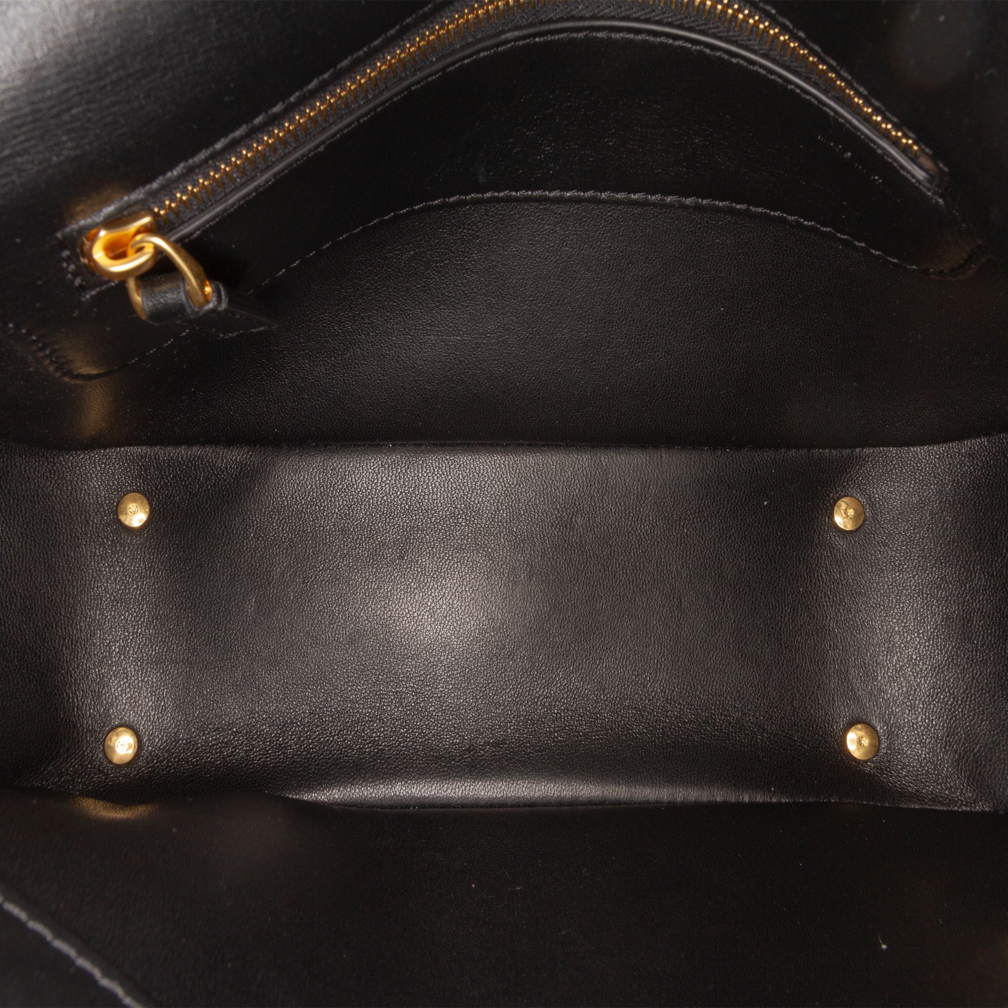 Valentino Valentino Medium Leather Vlogo Chain Shoulder Bag Size ONE SIZE - 4 Thumbnail
