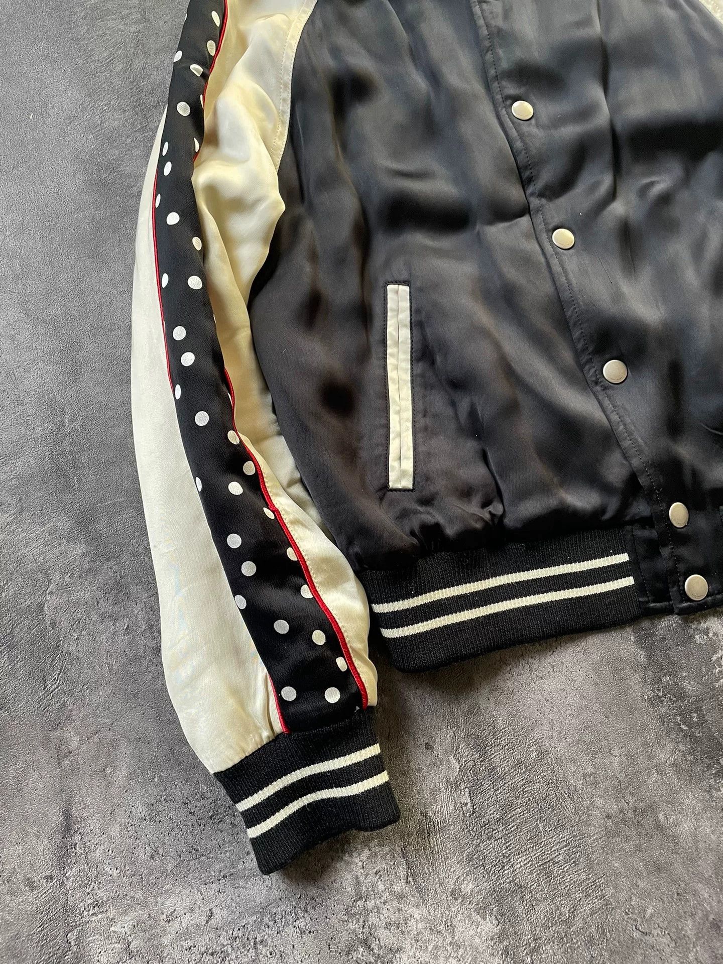 Yves Saint Laurent saint laurent black silk bomber jacket Size M / US 6-8 / IT 42-44 - 3 Thumbnail