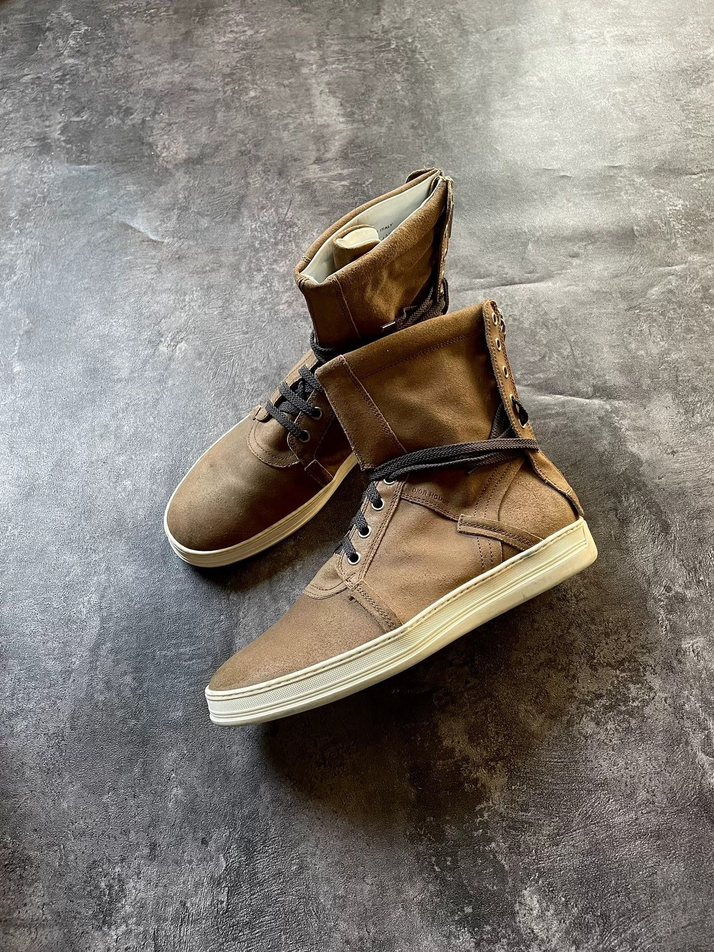 Dior brown suede high-top lace-up sneakers Size US 11.5 / EU 44-45 - 3 Thumbnail