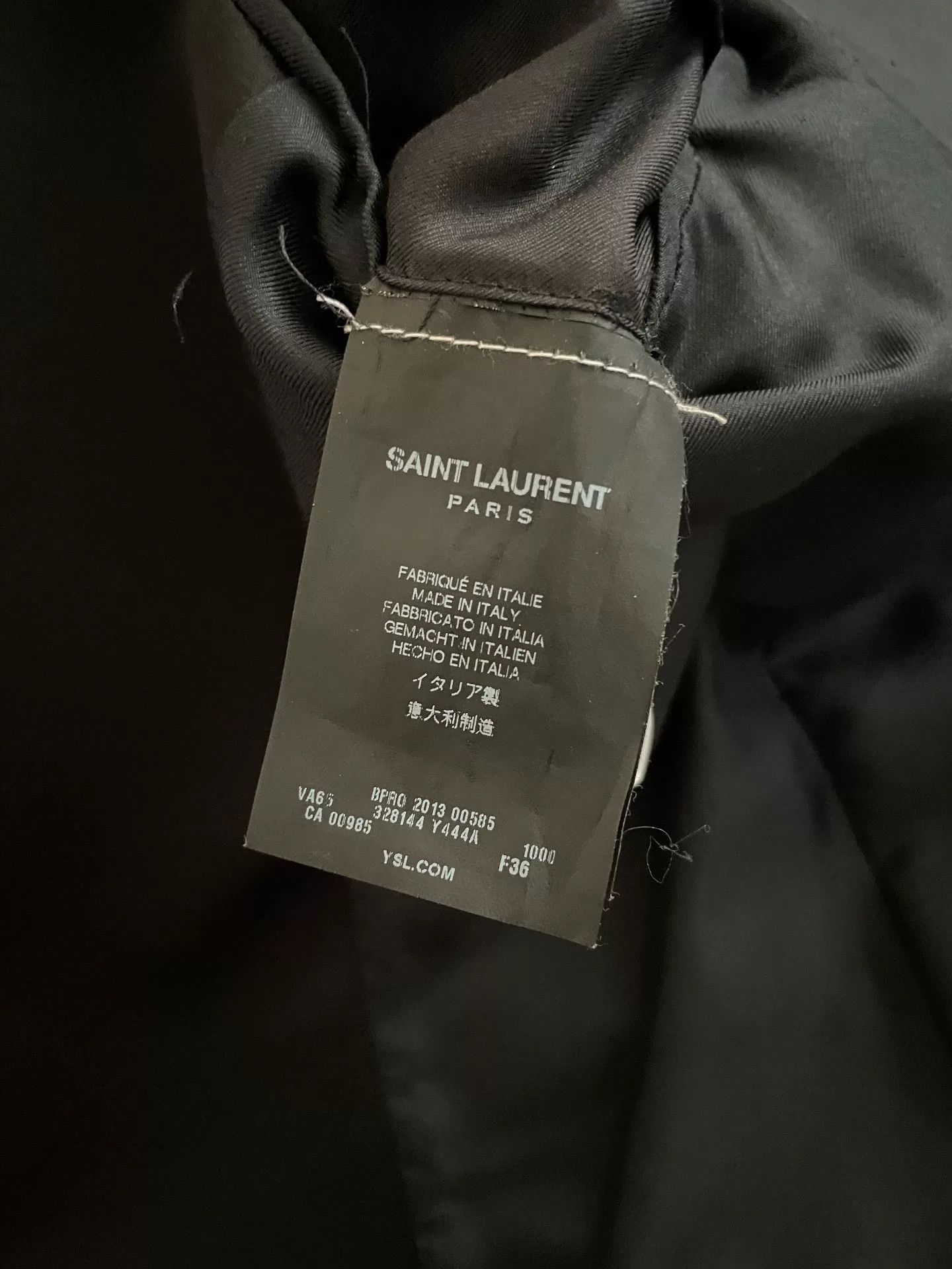 Saint Laurent Paris saint laurent black sequined blazer Size US M / EU 48-50 / 2 - 5 Thumbnail