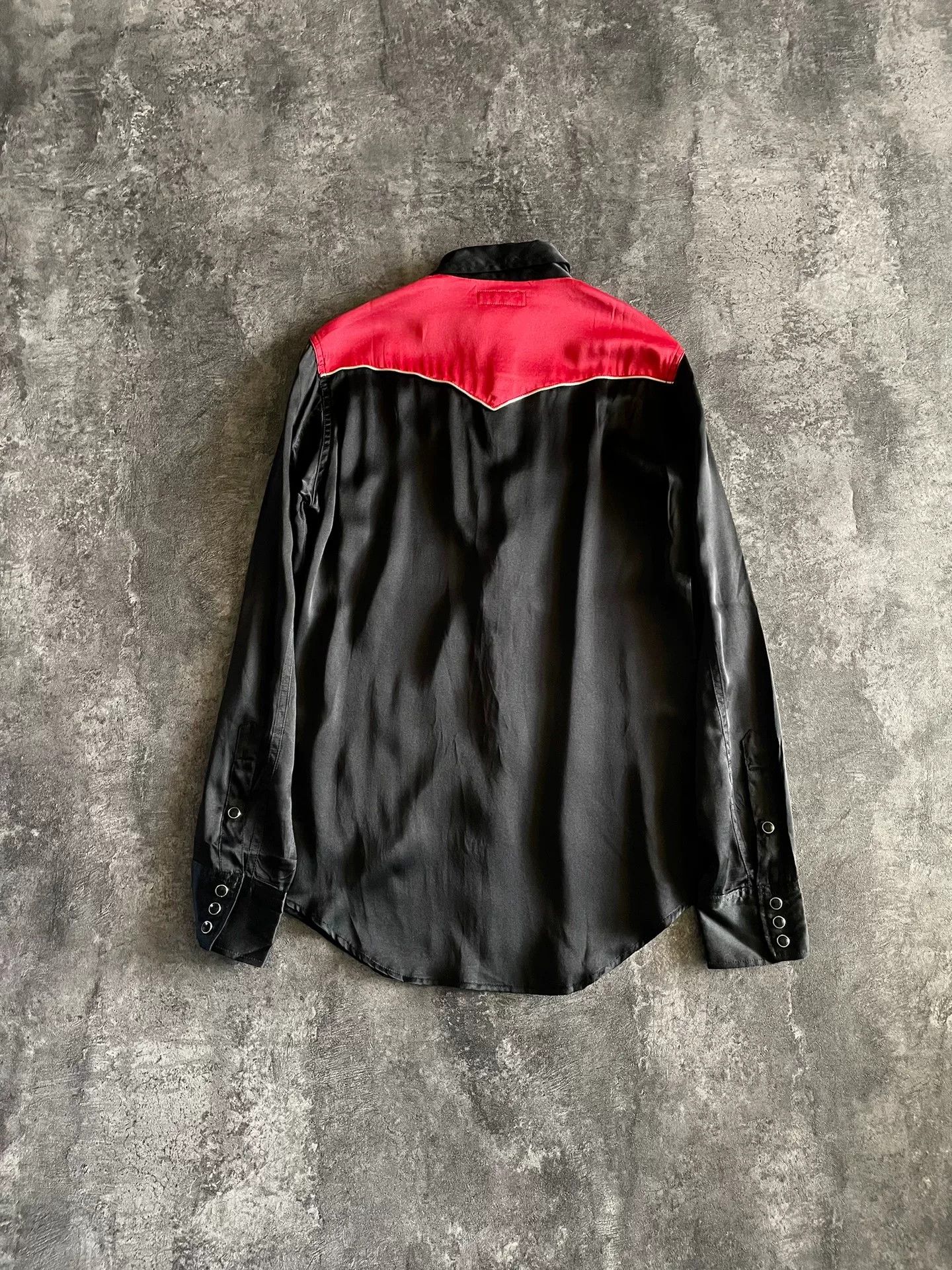 Saint Laurent Paris black and red silk shirt by Saint Laurent Size US M / EU 48-50 / 2 - 2 Thumbnail