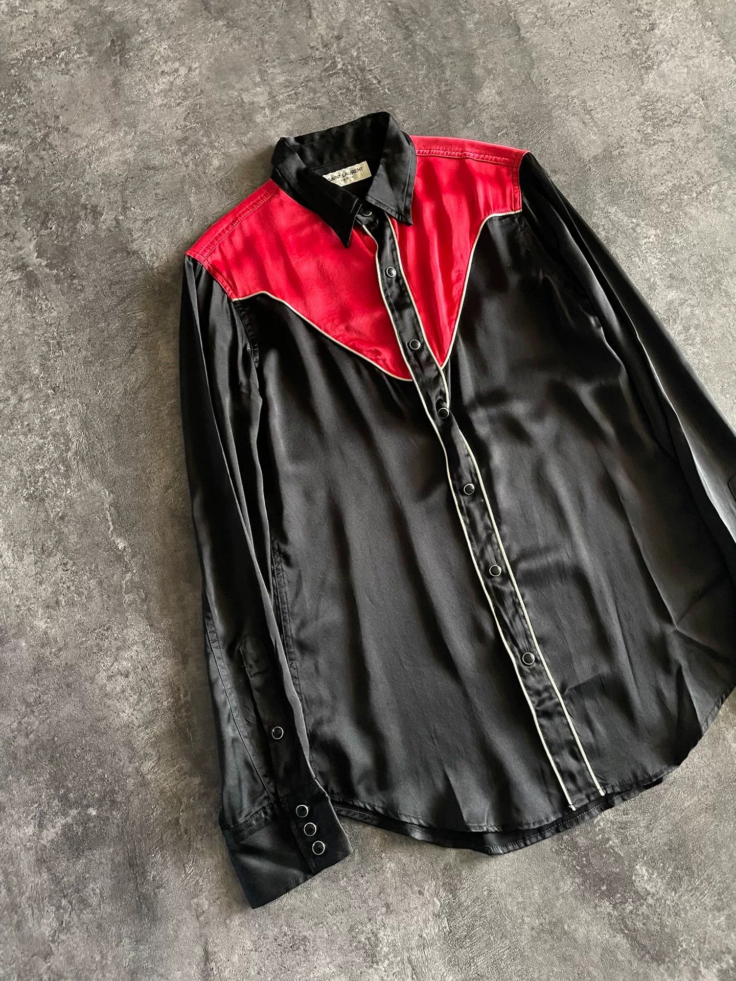 Saint Laurent Paris black and red silk shirt by Saint Laurent Size US M / EU 48-50 / 2 - 3 Thumbnail