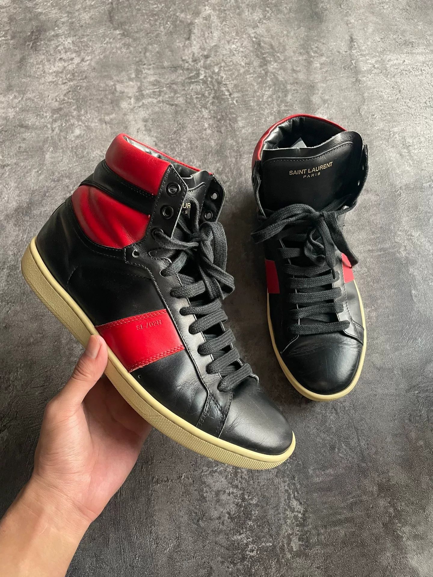 Saint Laurent Paris Saint Laurent Black and Red High-Top Sneakers Size US 8.5 / EU 41-42 - 3 Thumbnail