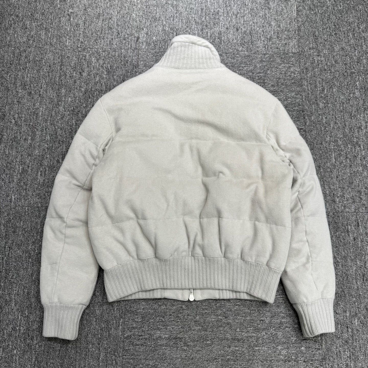 Hermes Hermes Down Jacket in Light Gray Color Size US XL / EU 56 / 4 - 2 Thumbnail