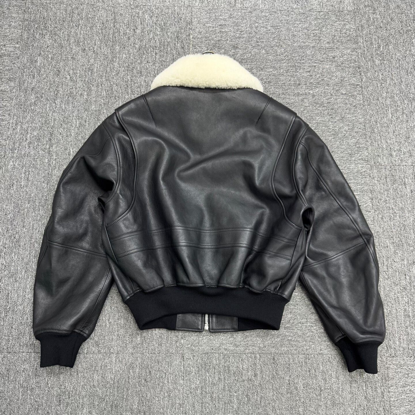 Bottega Veneta black shearling collar leather jacket Size US M / EU 48-50 / 2 - 2 Thumbnail