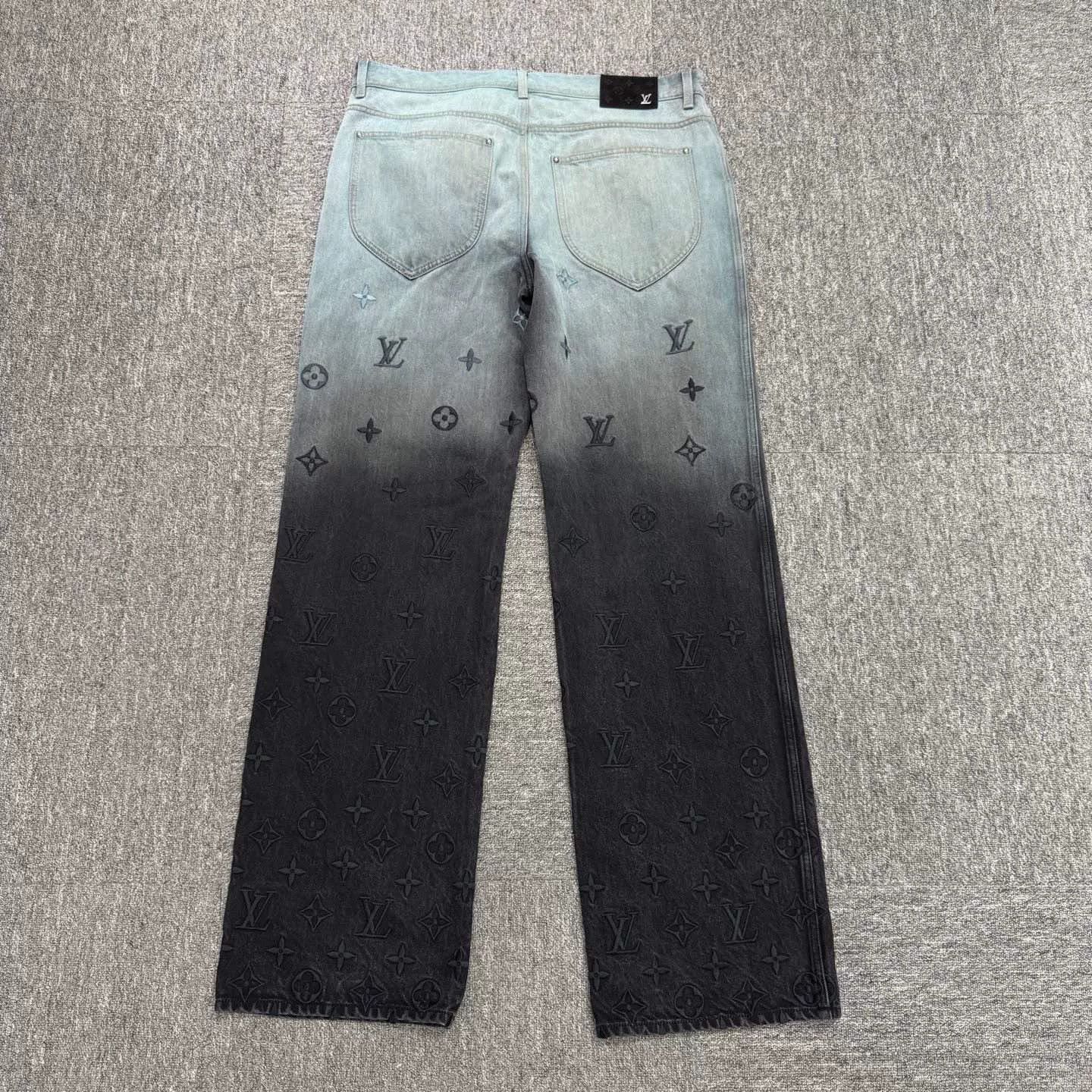 Louis Vuitton louis vuitton gradient embroidered denim pants Size US 36 / EU 52 - 2 Thumbnail