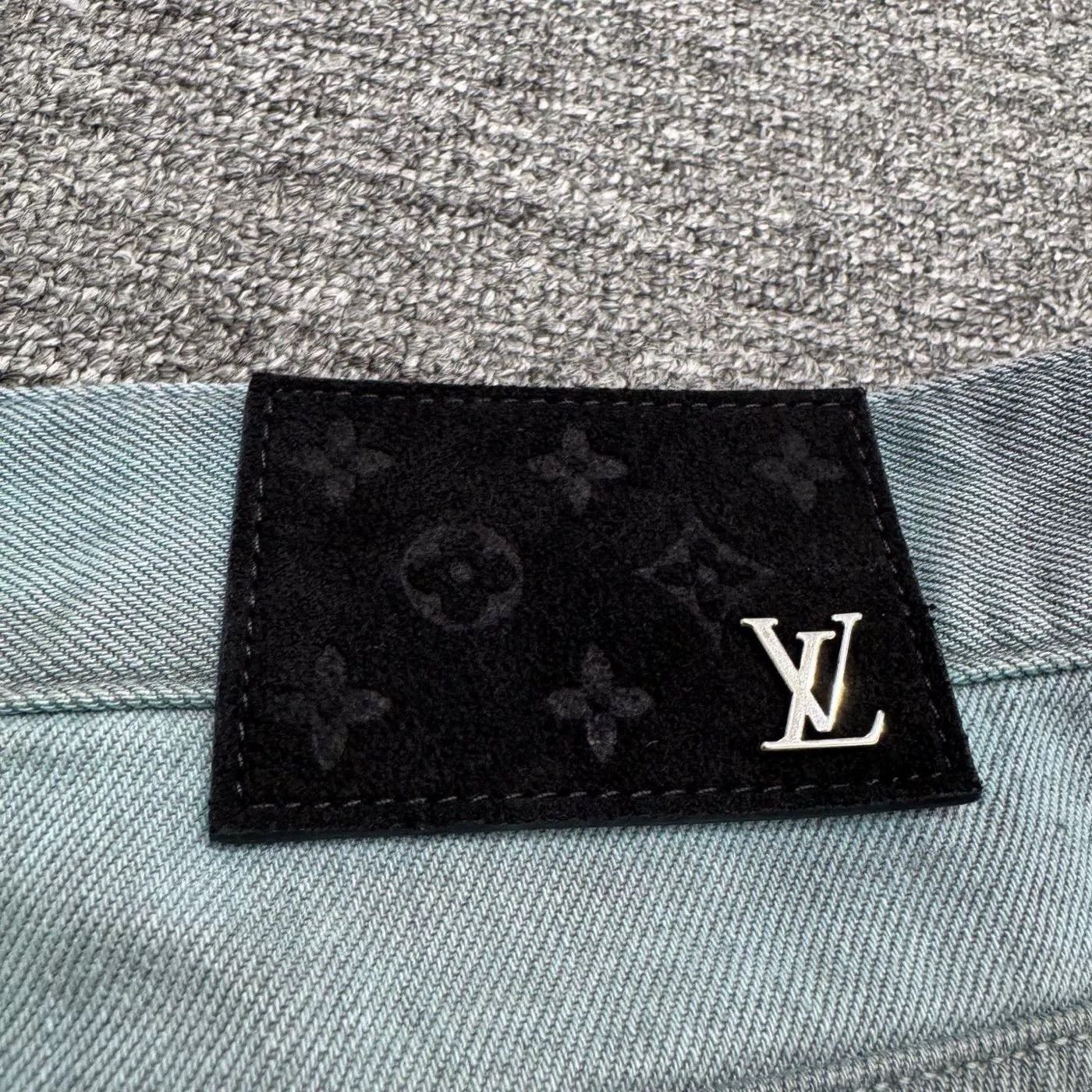 Louis Vuitton louis vuitton gradient embroidered denim pants Size US 36 / EU 52 - 3 Thumbnail