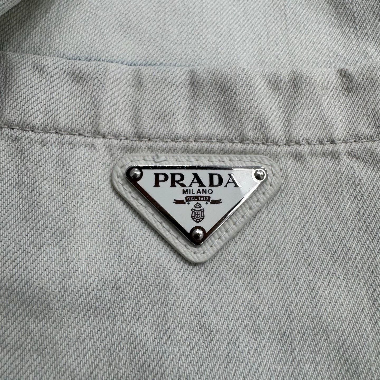 Prada prada logo denim short sleeve shirt Size US S / EU 44-46 / 1 - 3 Thumbnail