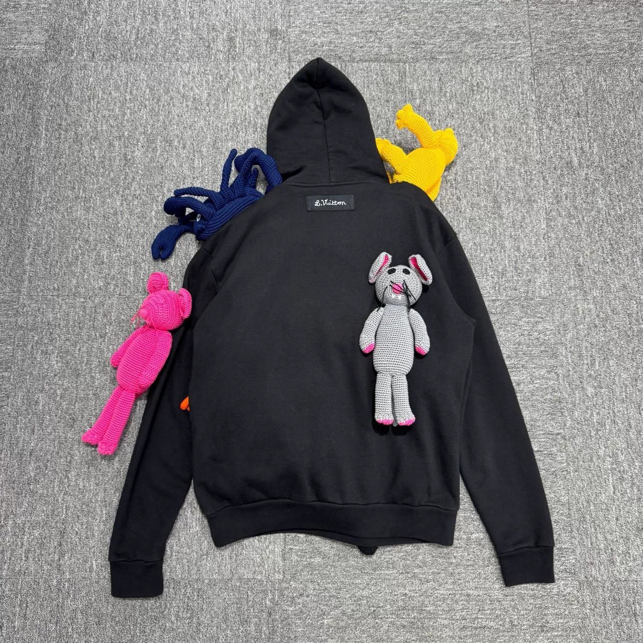 Louis Vuitton louis vuitton playful hooded sweatshirt Size US S / EU 44-46 / 1 - 2 Thumbnail