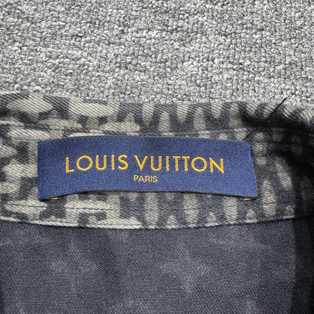 Louis Vuitton louis vuitton nigo patchwork shirt Size US M / EU 48-50 / 2 - 3 Thumbnail