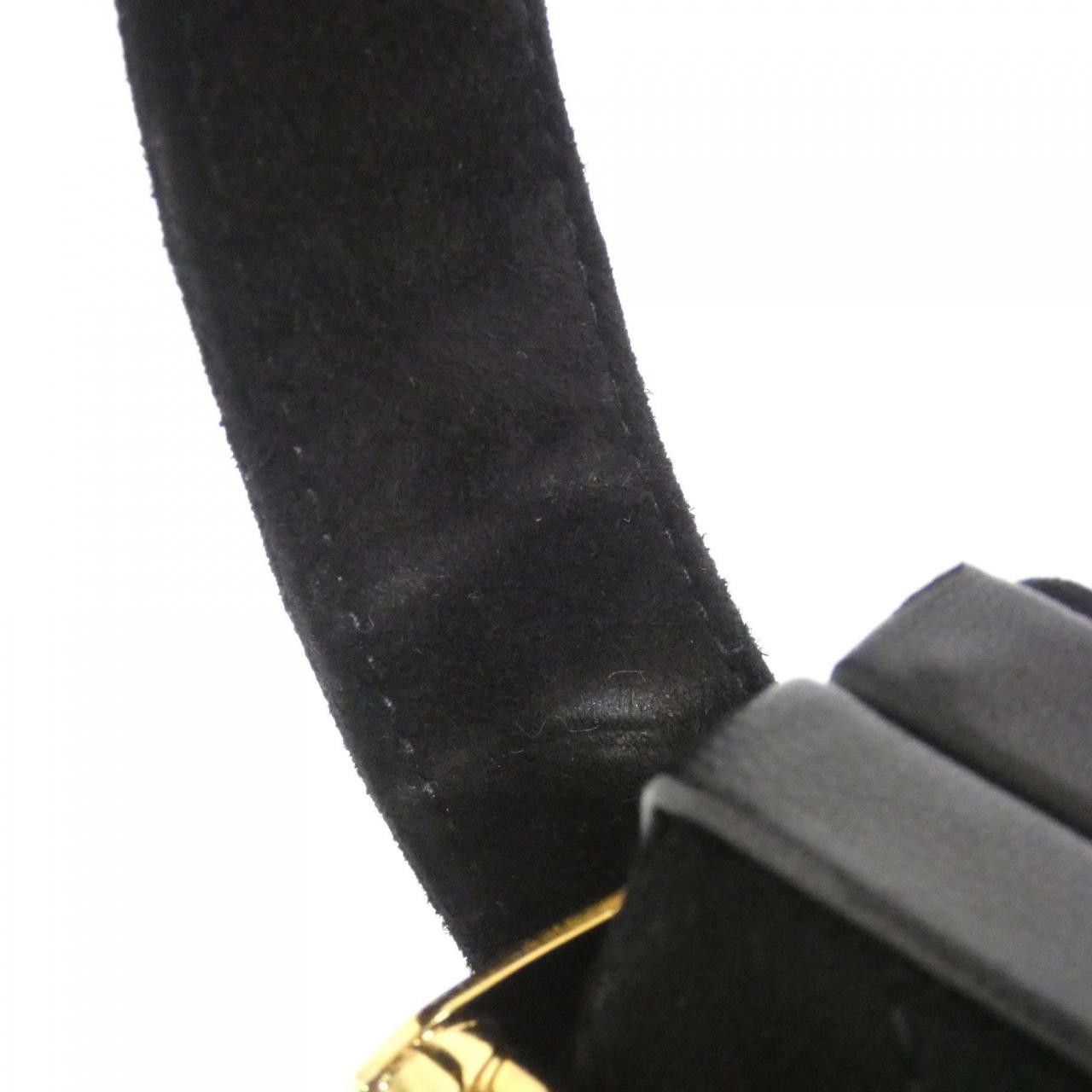Chanel Chanel Chanel Suede Shoulder Bag Suede Crossbody Bag DUTY FREE for USA Size ONE SIZE - 9 Thumbnail