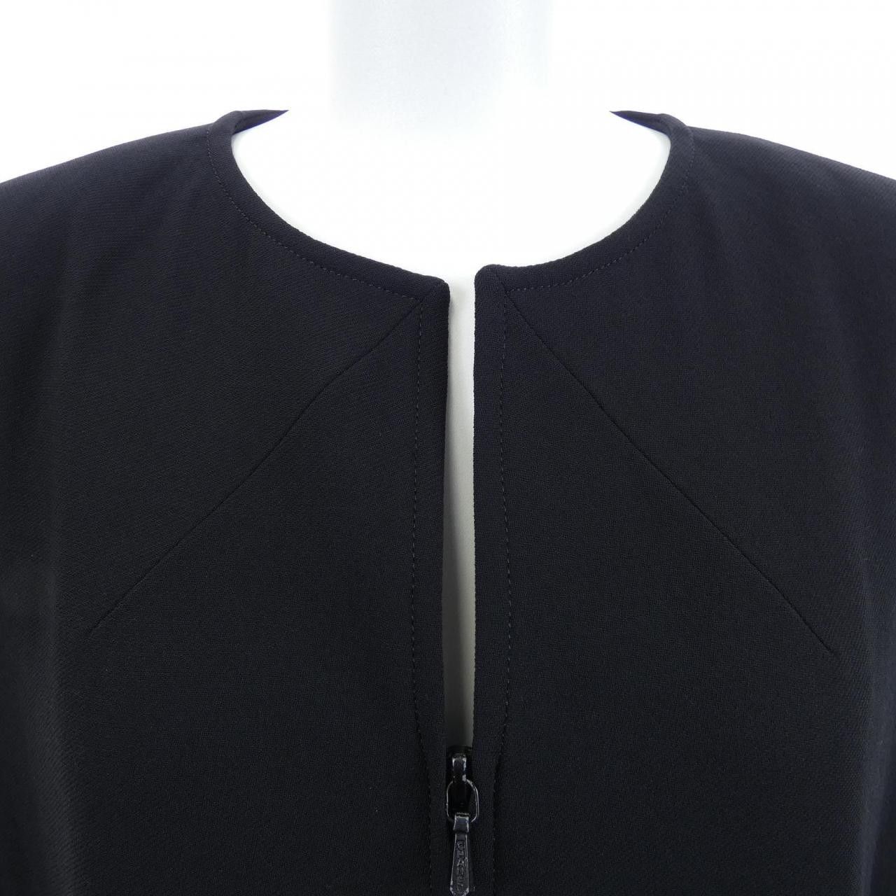 Chanel Chanel Chanel P11169V06456 98P Suit Others Suits P11169V06456 98P DUTY FREE for USA Size ONE SIZE - 6 Thumbnail