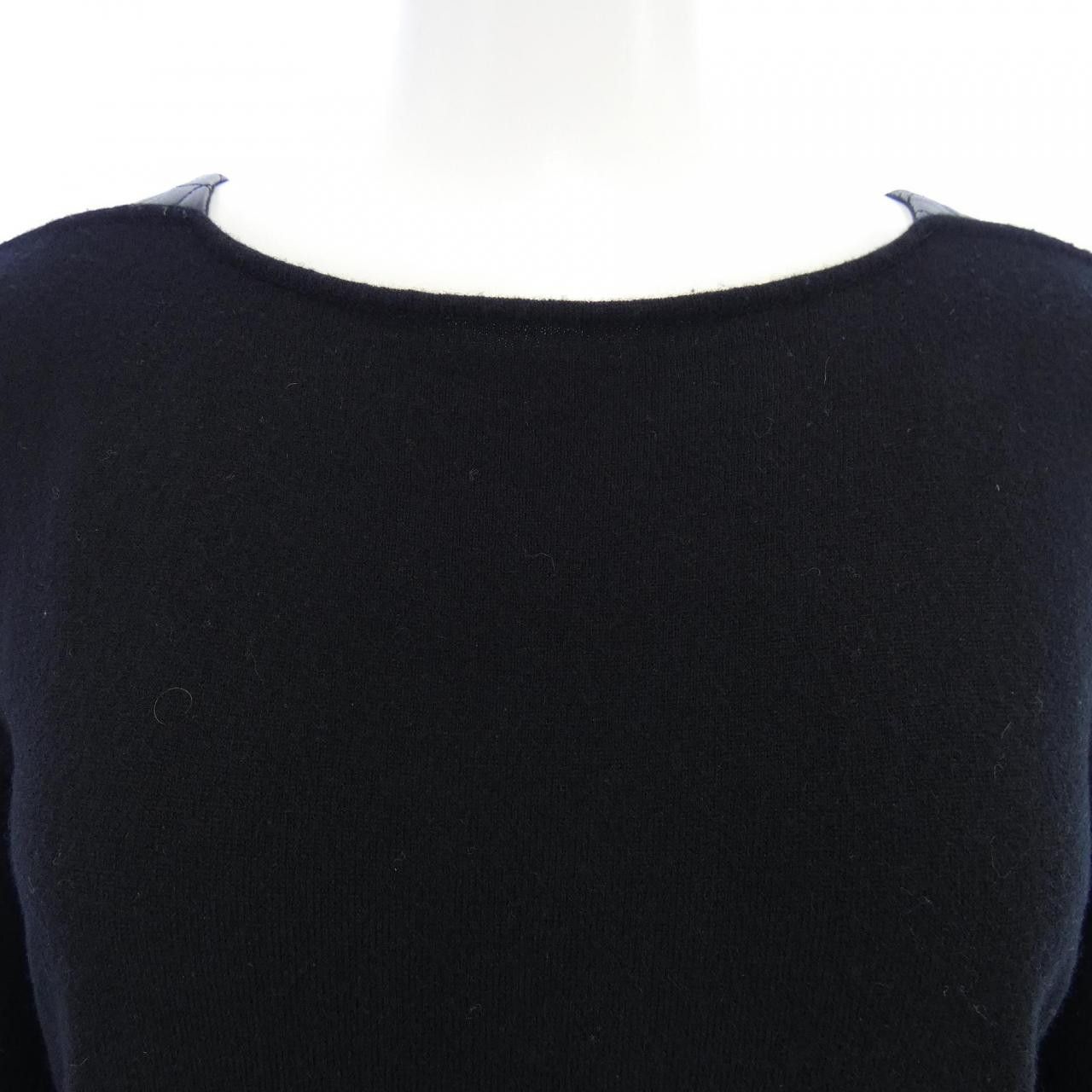 Chanel Chanel Chanel P44396W05180 Cashmere Blend Dress Others Dresses P44396W05180 DUTY FREE for USA Size ONE SIZE - 5 Thumbnail