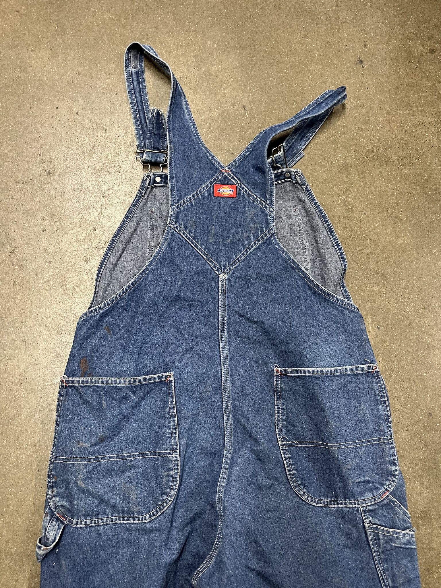 Vintage Vintage 2000s Dickies Distressed Denim Overalls Size 39 Size US 39 - 7 Thumbnail