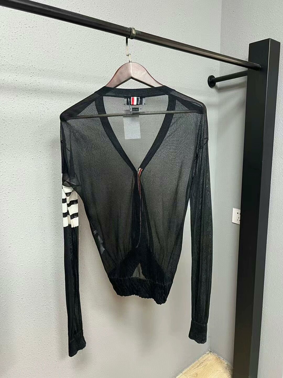 Thom Browne thom browne black silk cardigan sweater Size US M / EU 48-50 / 2 - 2 Thumbnail
