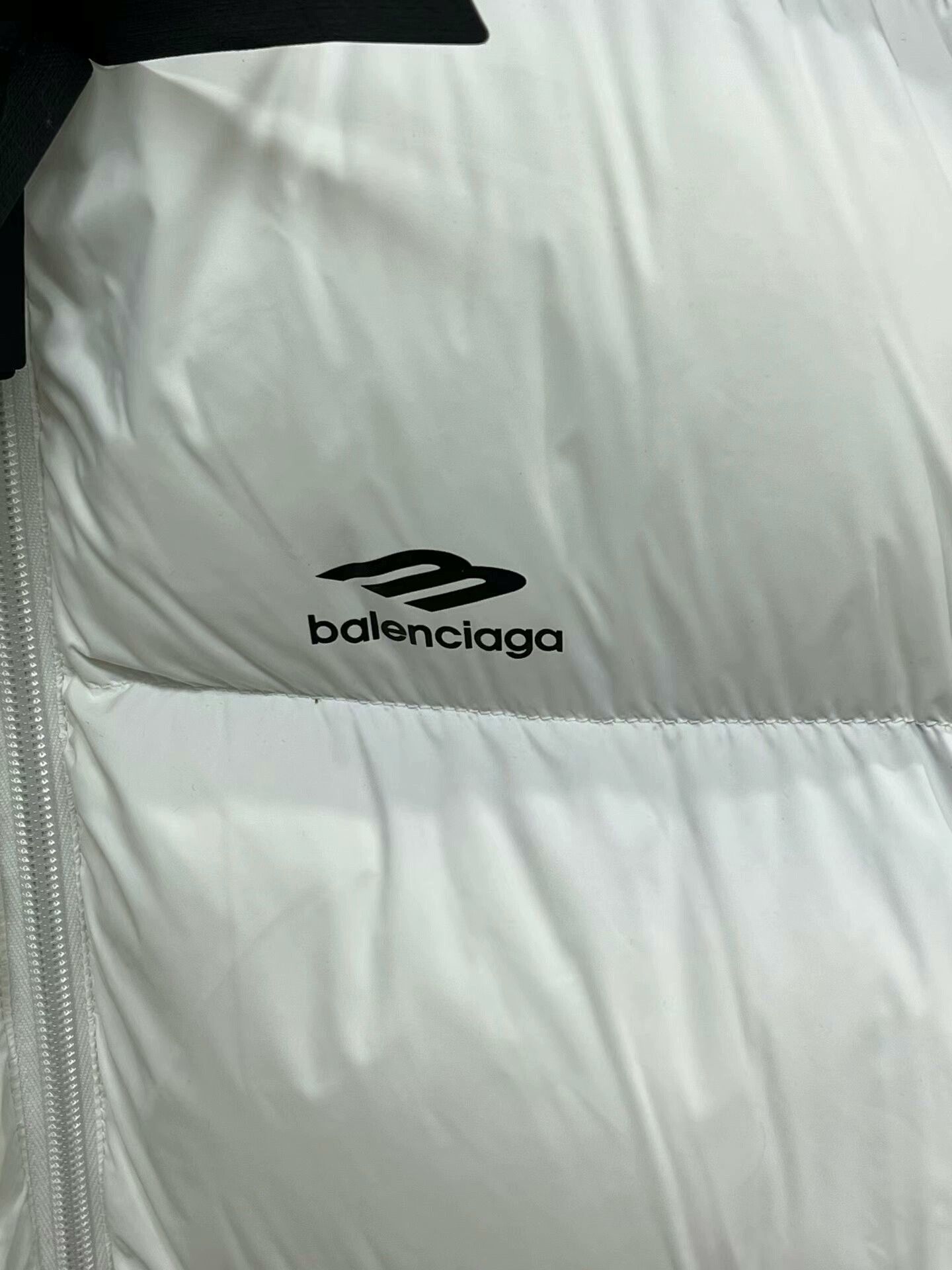 Balenciaga balenciaga 3b down jacket in white Size US XL / EU 56 / 4 - 3 Thumbnail