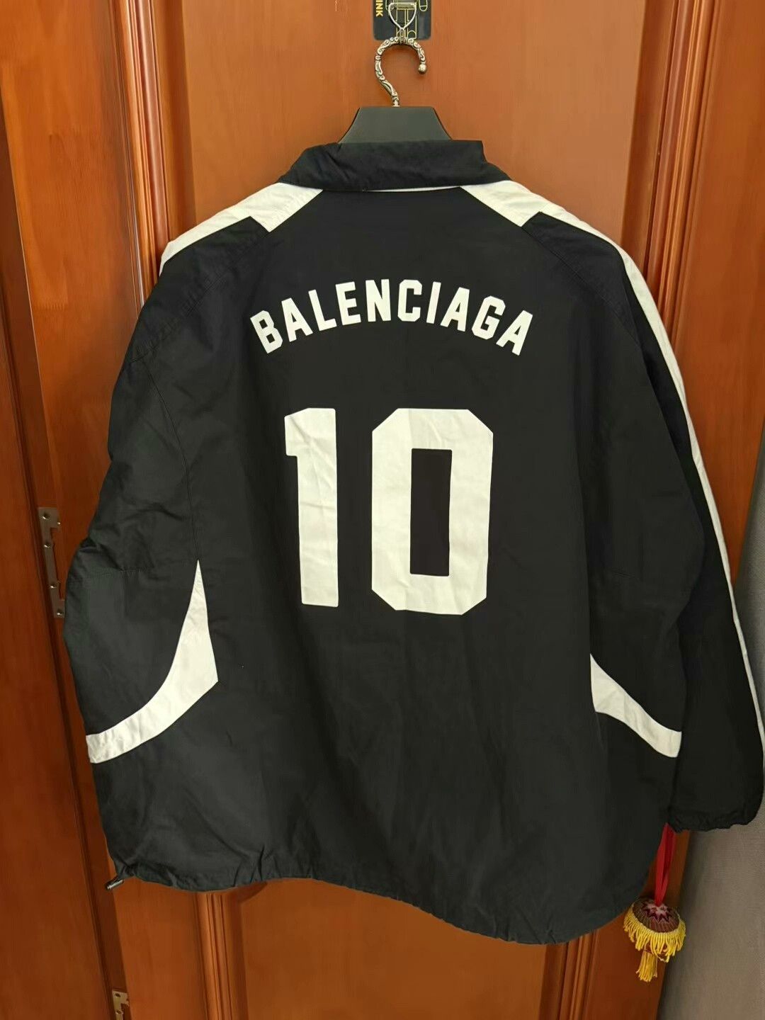 Balenciaga balenciaga sports jacket with number 10 Size US L / EU 52-54 / 3 - 2 Thumbnail