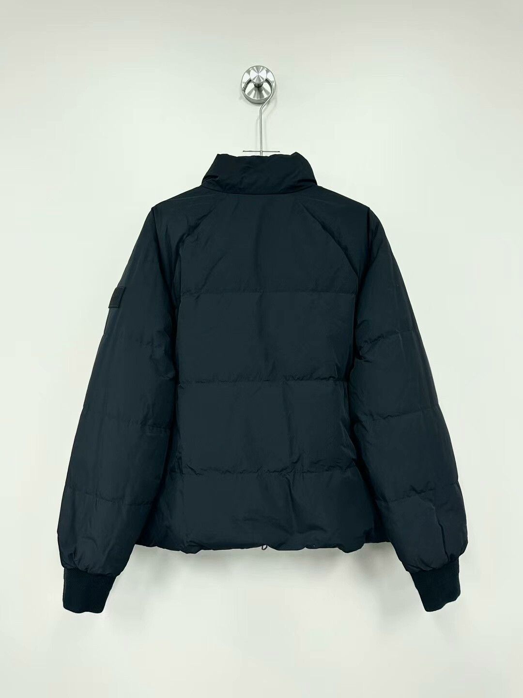 Burberry burberry reversible collar zip-down down jacket Size US M / EU 48-50 / 2 - 4 Thumbnail