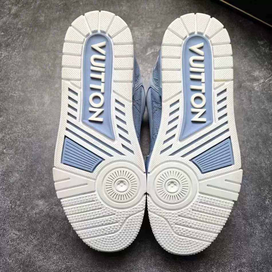 Louis Vuitton louis vuitton lv trainer white blue sneakers Size US 5 / EU 37 - 6 Thumbnail