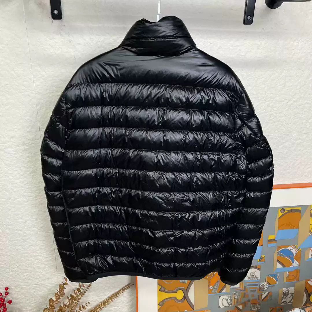 Moncler moncler black puffer ski jacket size 3 Size US M / EU 48-50 / 2 - 2 Thumbnail