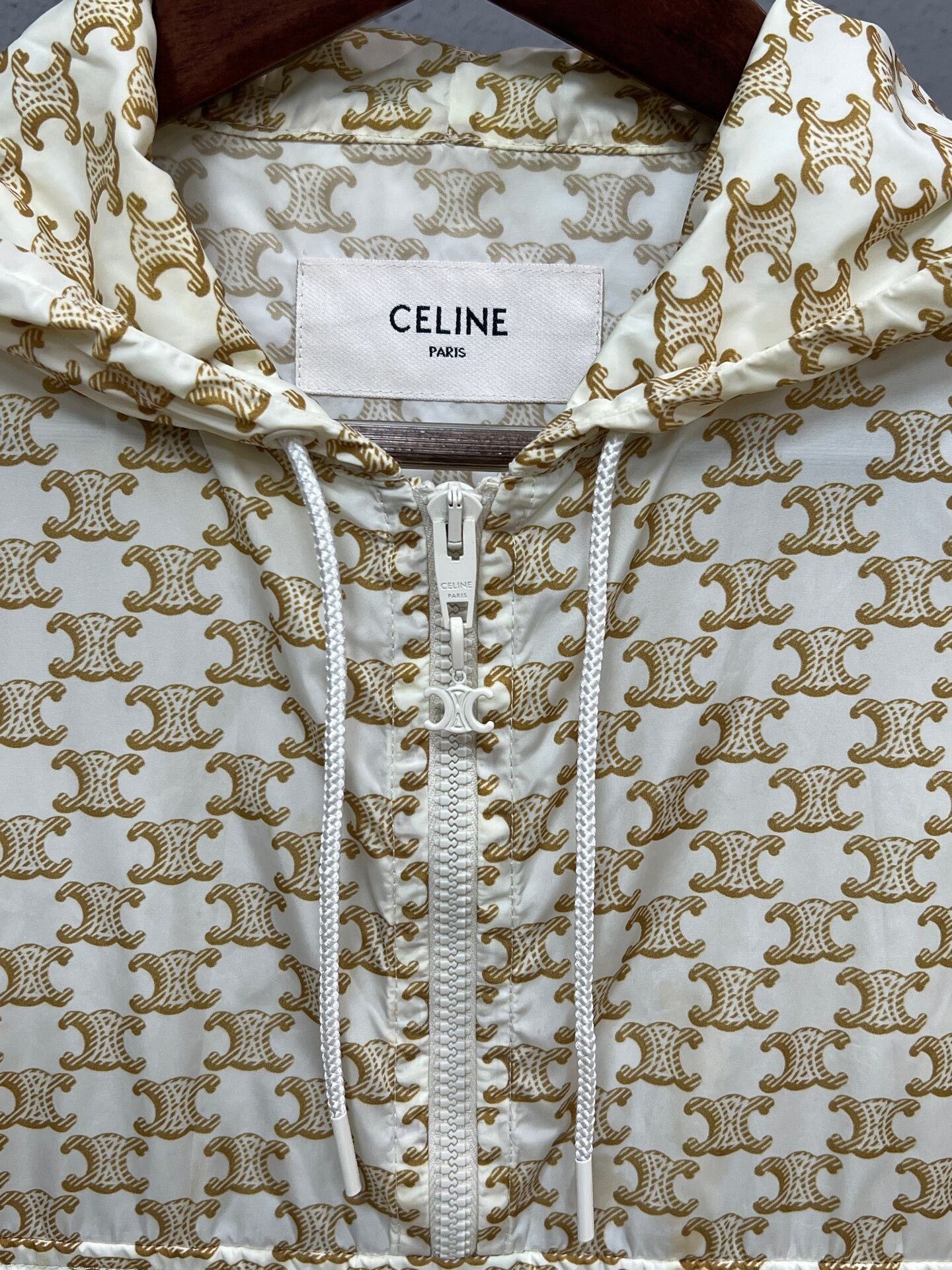 Celine celine beige print half-zip parka jacket Size M / US 6-8 / IT 42-44 - 3 Thumbnail