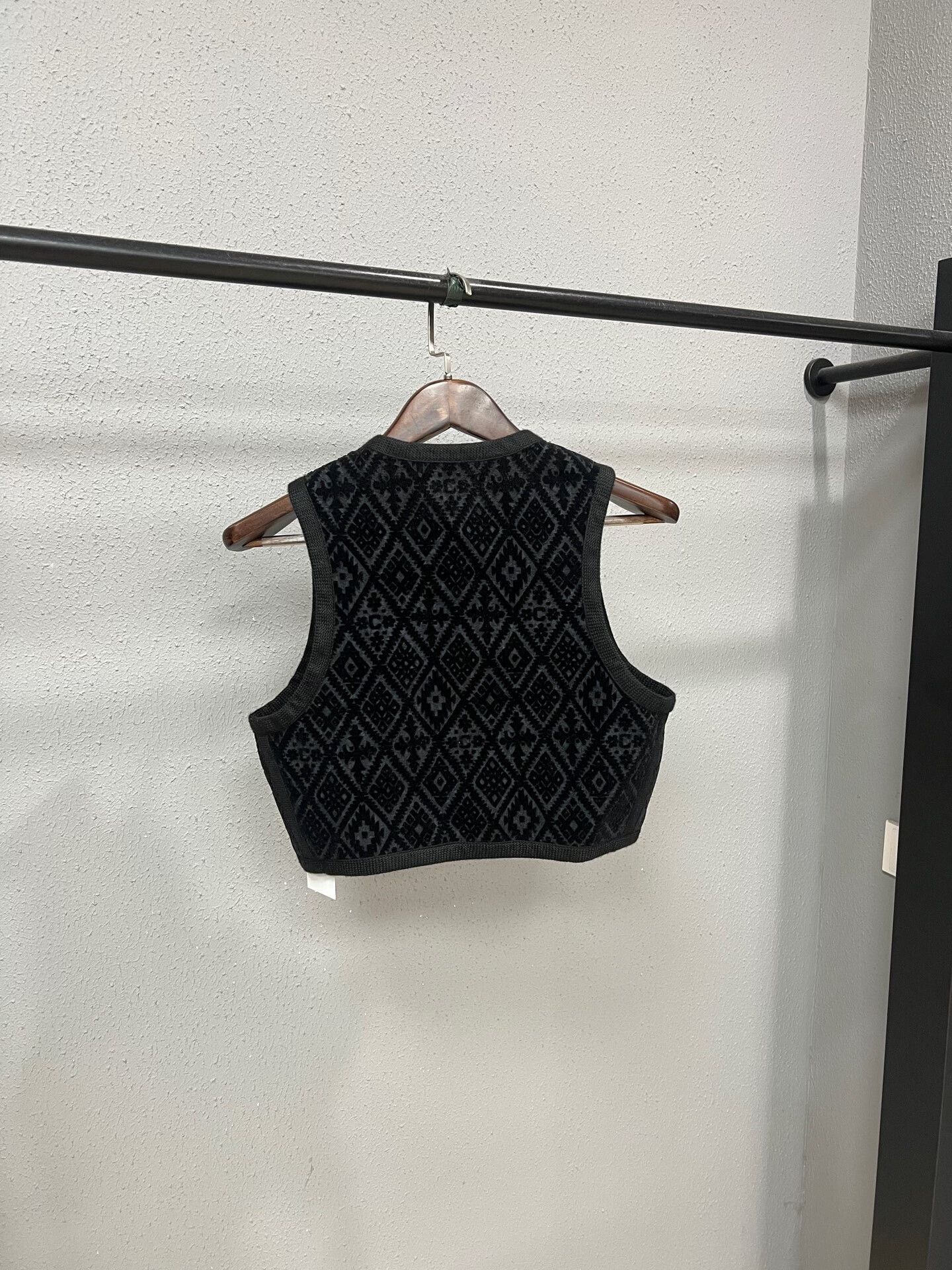 Celine celine diamond pattern embroidered velvet vest Size M / US 6-8 / IT 42-44 - 2 Thumbnail