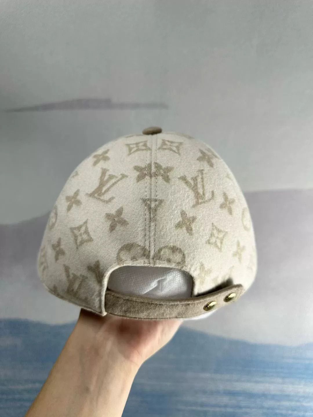 Louis Vuitton louis vuitton khaki wool baseball cap Size ONE SIZE - 3 Thumbnail