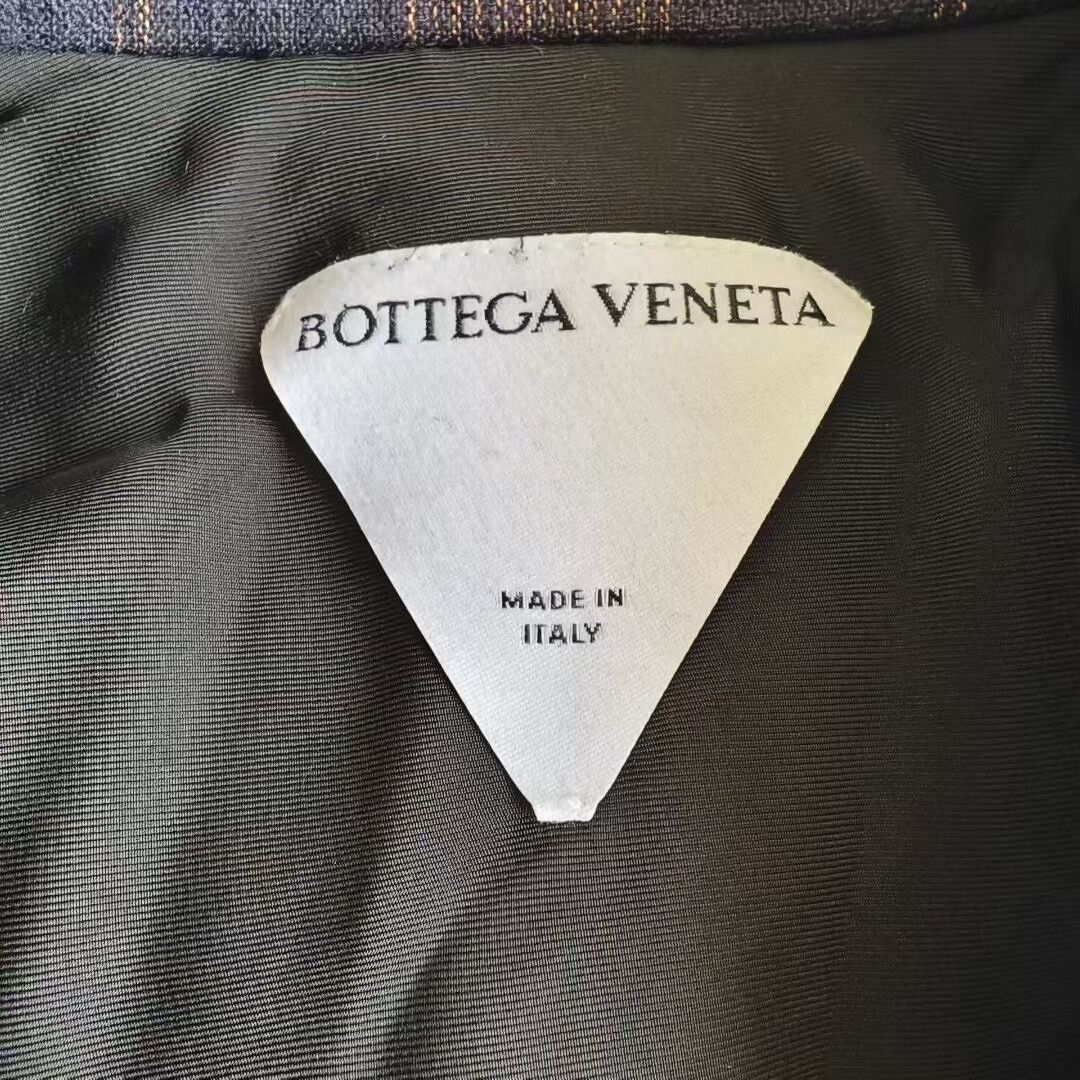 Bottega Veneta new Bottega Veneta plaid blazer size 42 Size US L / EU 52-54 / 3 - 3 Thumbnail