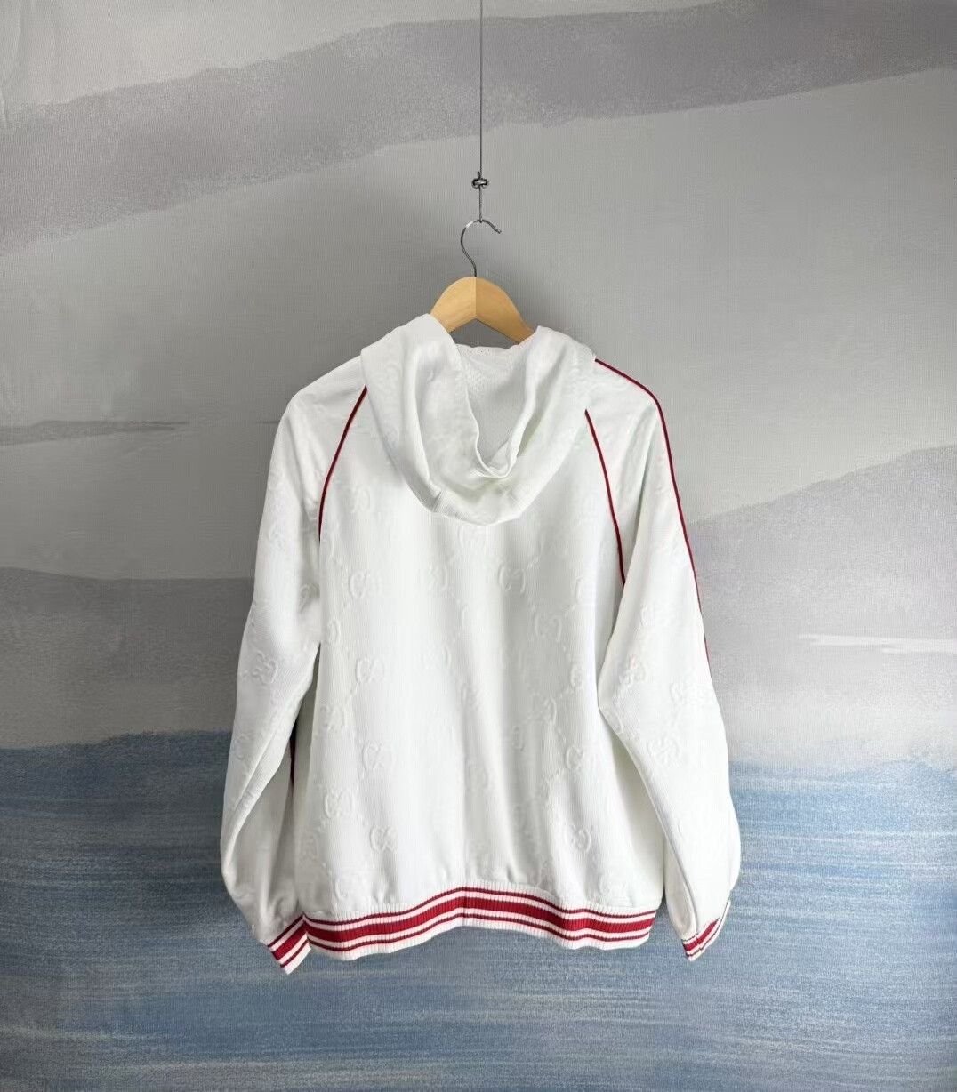 Gucci white striped knit hooded jacket Size US L / EU 52-54 / 3 - 2 Thumbnail