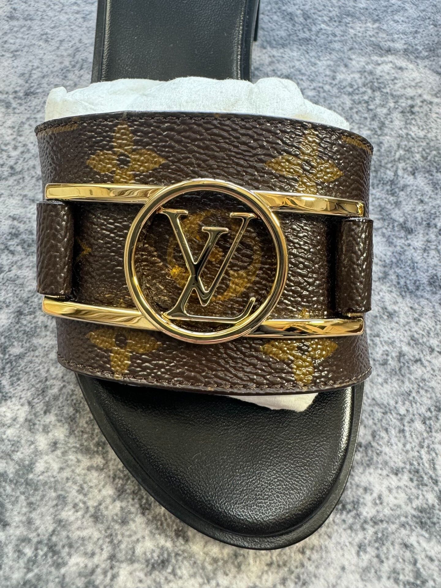 Louis Vuitton louis vuitton daphne high heel sandals Size US 6 / IT 36 - 3 Thumbnail