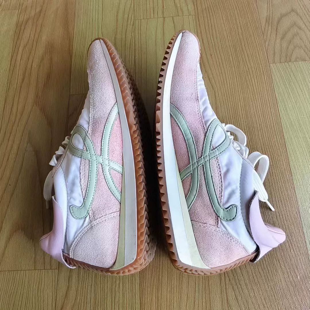 Loewe loewe flow runner pink lace-up sneakers Size US 6 / IT 36 - 2 Thumbnail