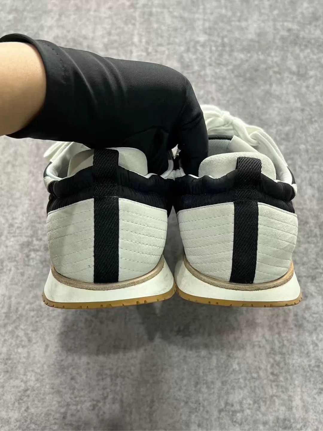 Hermes Hermes Black and White Sneakers Size 41.5 Size US 8.5 / EU 41-42 - 6 Thumbnail