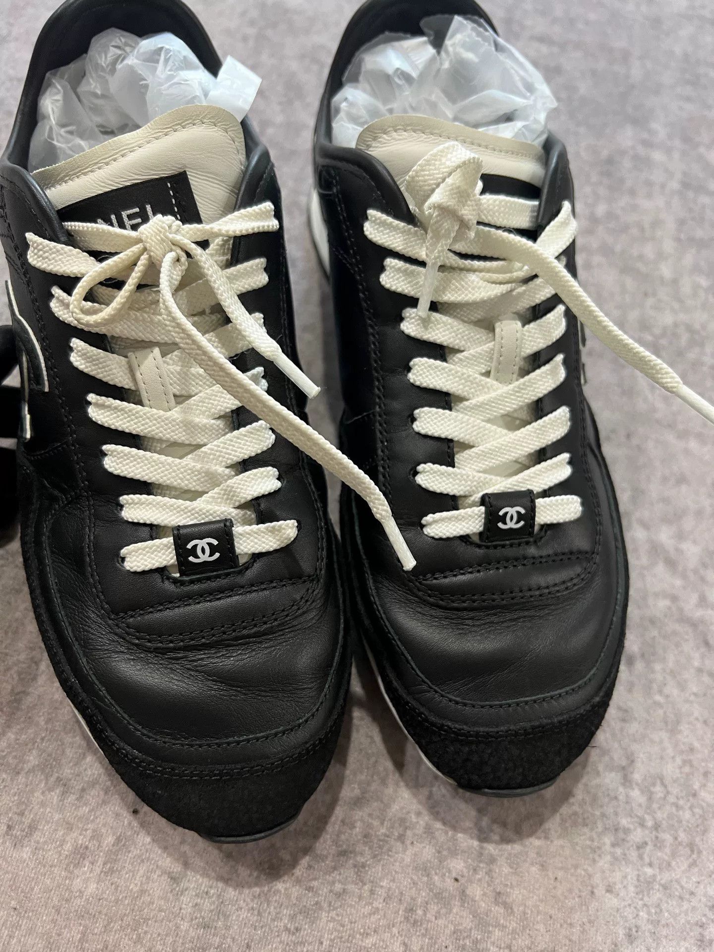 Chanel Chanel 25p Black Fashion Sneakers Size 38 Size US 7.5 / IT 37.5 - 4 Thumbnail
