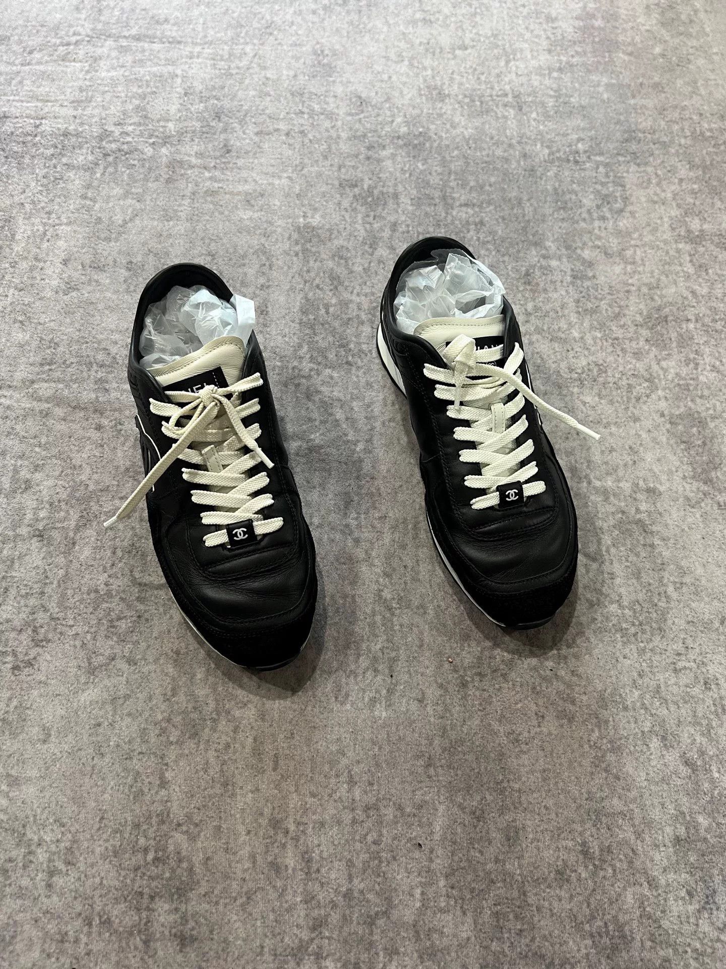 Chanel Chanel 25p Black Fashion Sneakers Size 38 Size US 7.5 / IT 37.5 - 2 Thumbnail