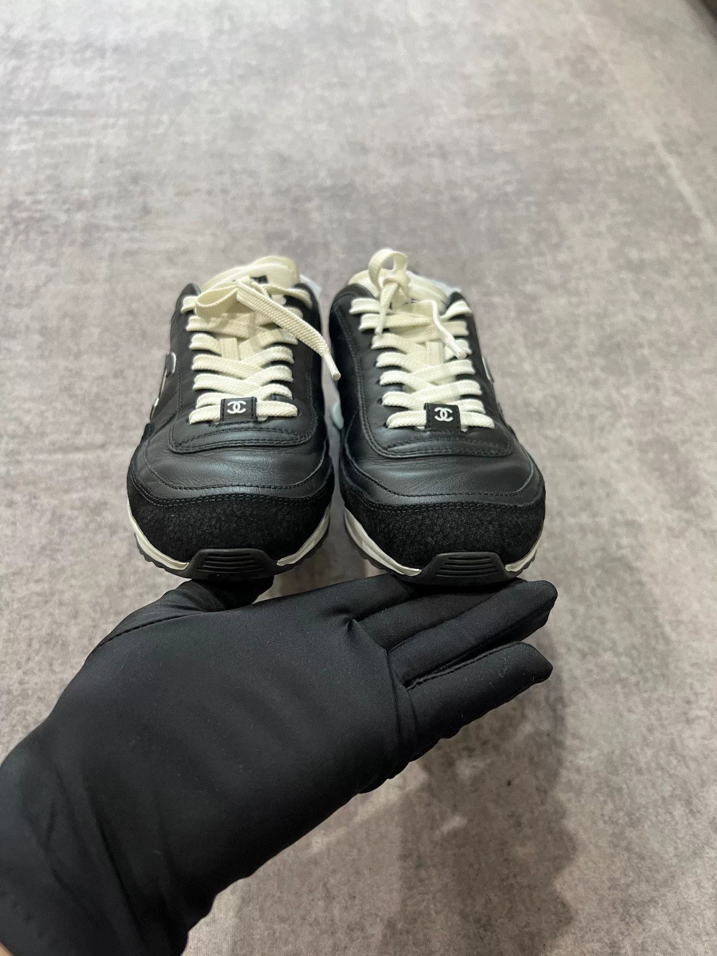 Chanel Chanel 25p Black Fashion Sneakers Size 38 Size US 7.5 / IT 37.5 - 5 Thumbnail