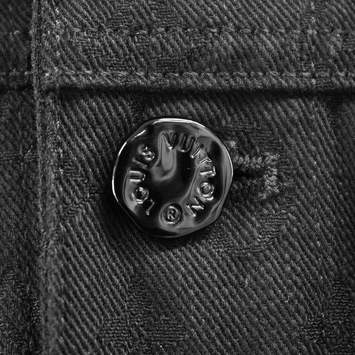 Louis Vuitton Louis Vuitton Louis Vuitton Monogram Cotton Denim Jacket Denim Outerwear DUTY FREE for USA Size ONE SIZE - 3 Thumbnail
