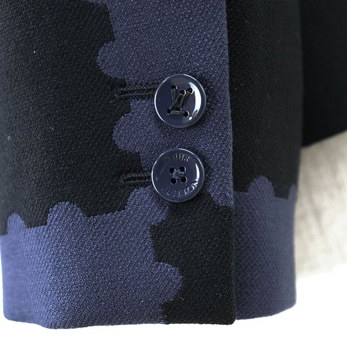 Louis Vuitton Louis Vuitton Louis Vuitton LV MADE PARIS Damier Wool Jacket Cotton Outerwear DUTY FREE for USA Size ONE SIZE - 5 Thumbnail