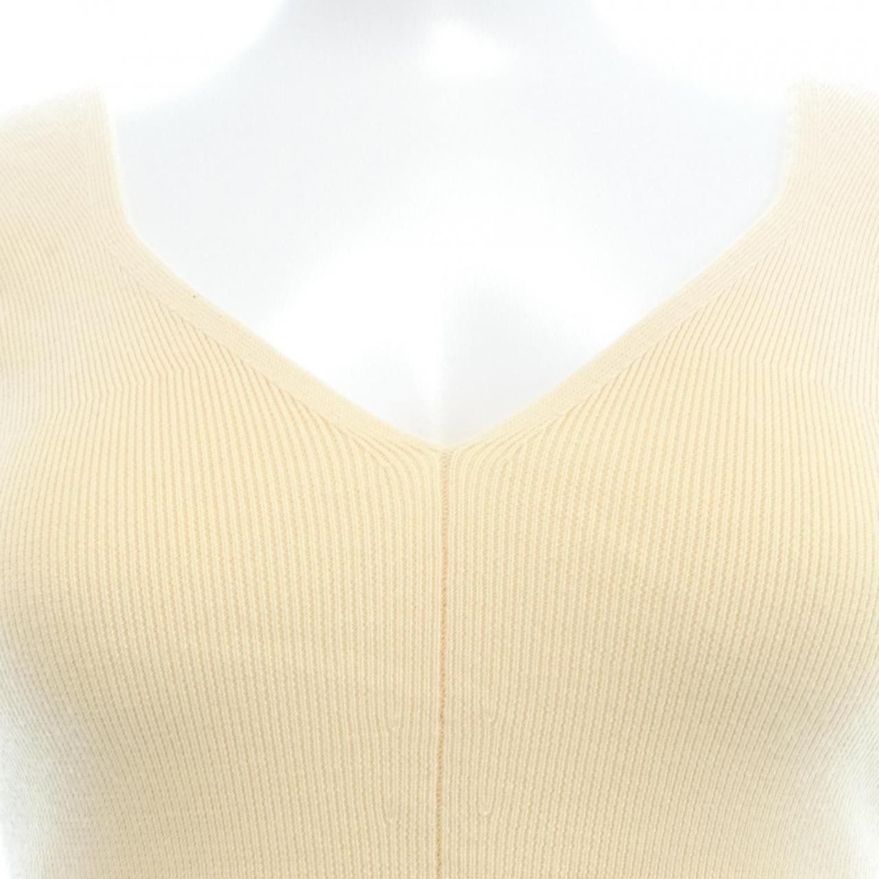 Other Other The Row 4979-Y196 Cashmere Blend Top Others Tops 4979-Y196 DUTY FREE for USA Size ONE SIZE - 5 Thumbnail