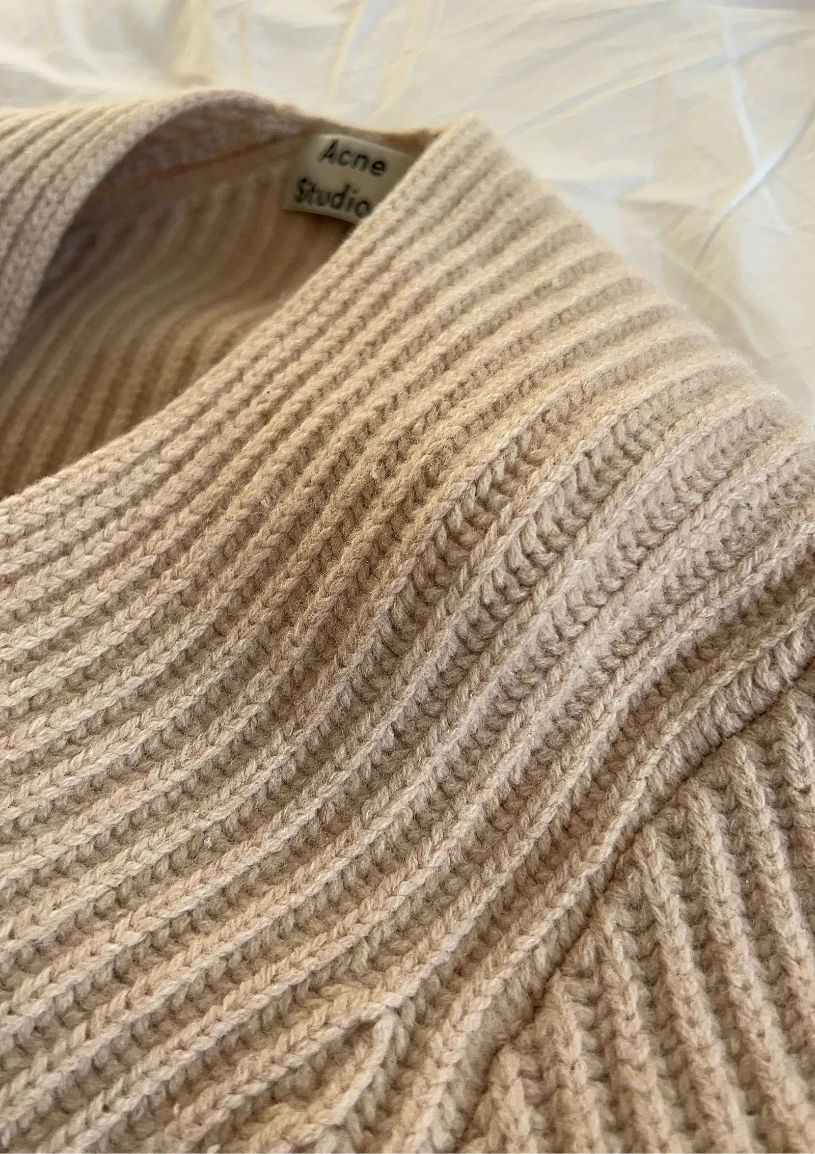 Acne Studios Acne Studios Deborah L-wool Paw16 Sweater Size M / US 6-8 / IT 42-44 - 6 Thumbnail