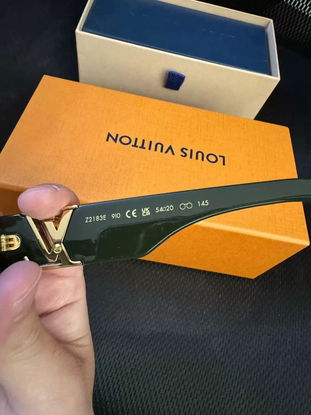 Louis Vuitton Louis Vuitton Gradient Sunglasses Size ONE SIZE - 4 Thumbnail