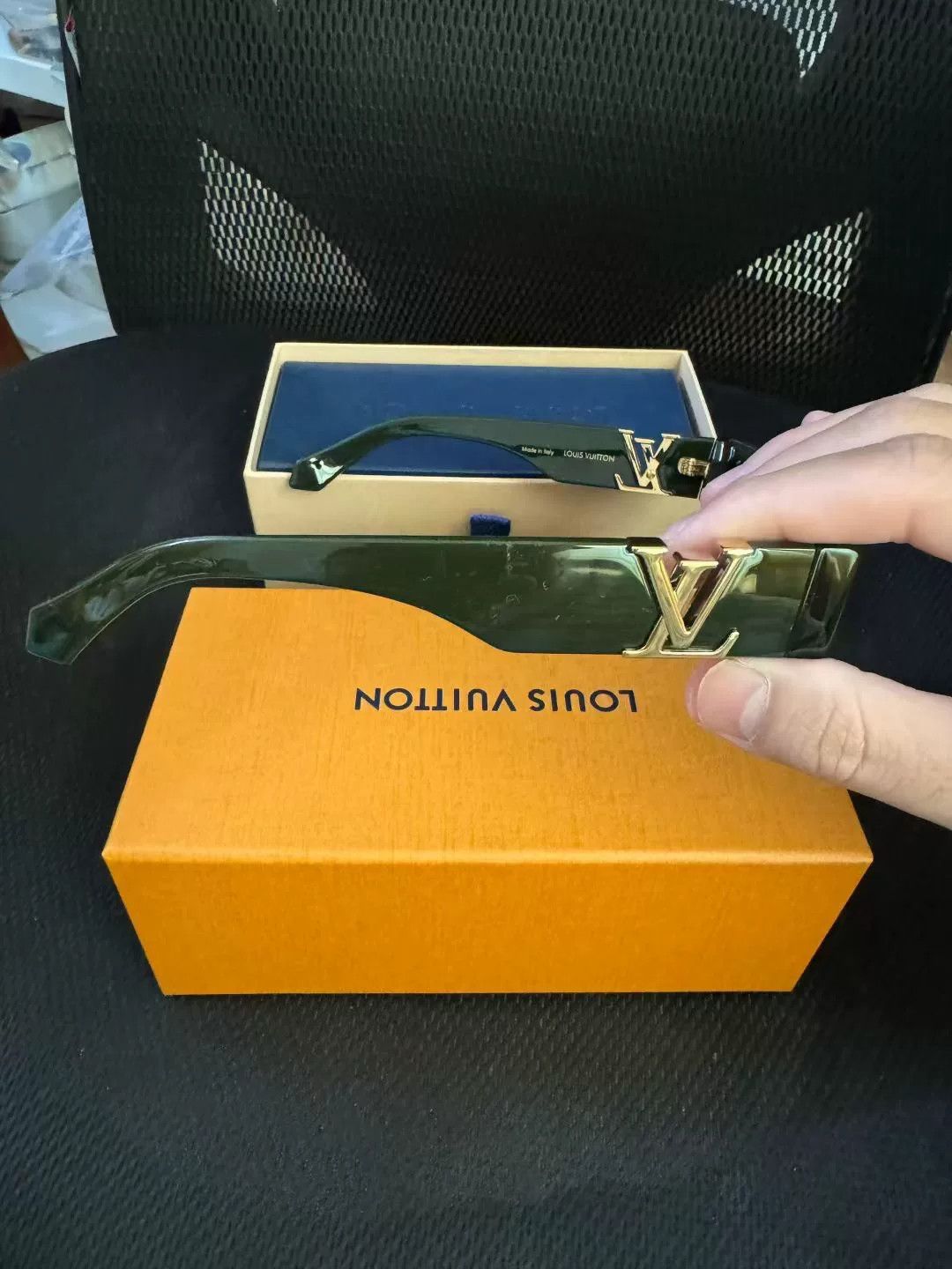 Louis Vuitton Louis Vuitton Gradient Sunglasses Size ONE SIZE - 3 Thumbnail