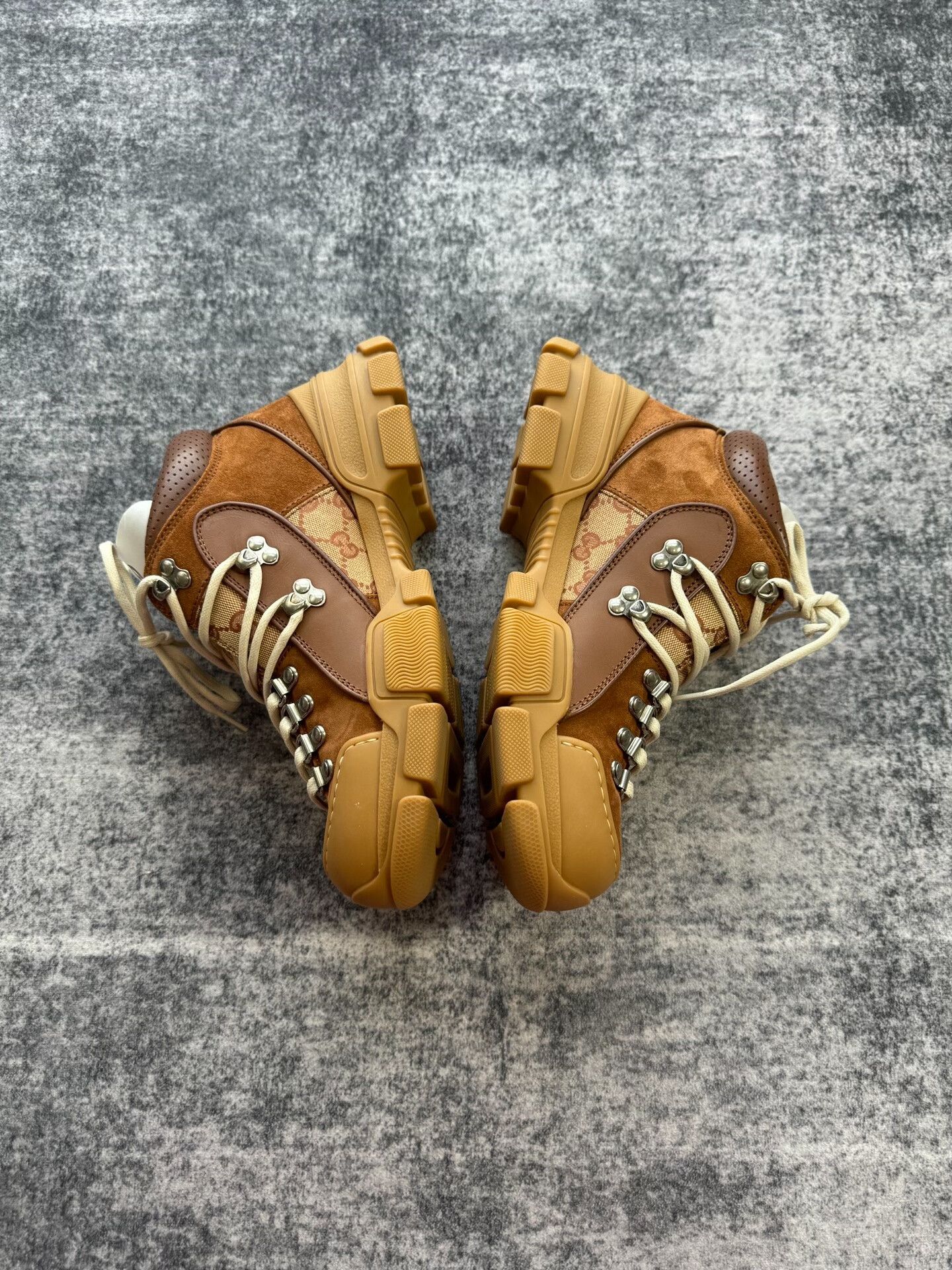Gucci brown suede hiking shoes by gucci Size US 7 / EU 40 - 5 Thumbnail