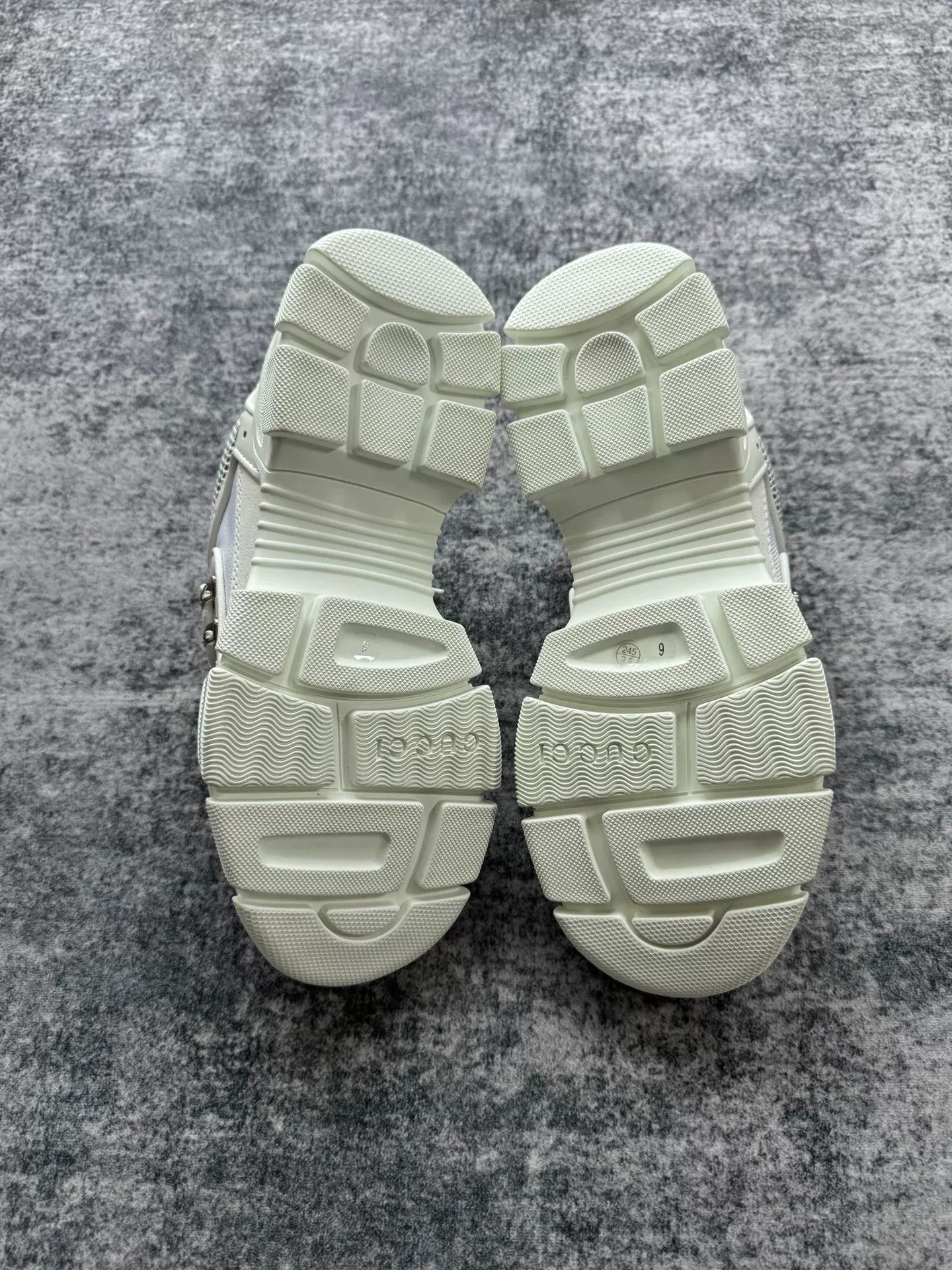 Gucci gucci flashtrek white mesh hiking shoes Size US 6 / EU 39 - 6 Thumbnail