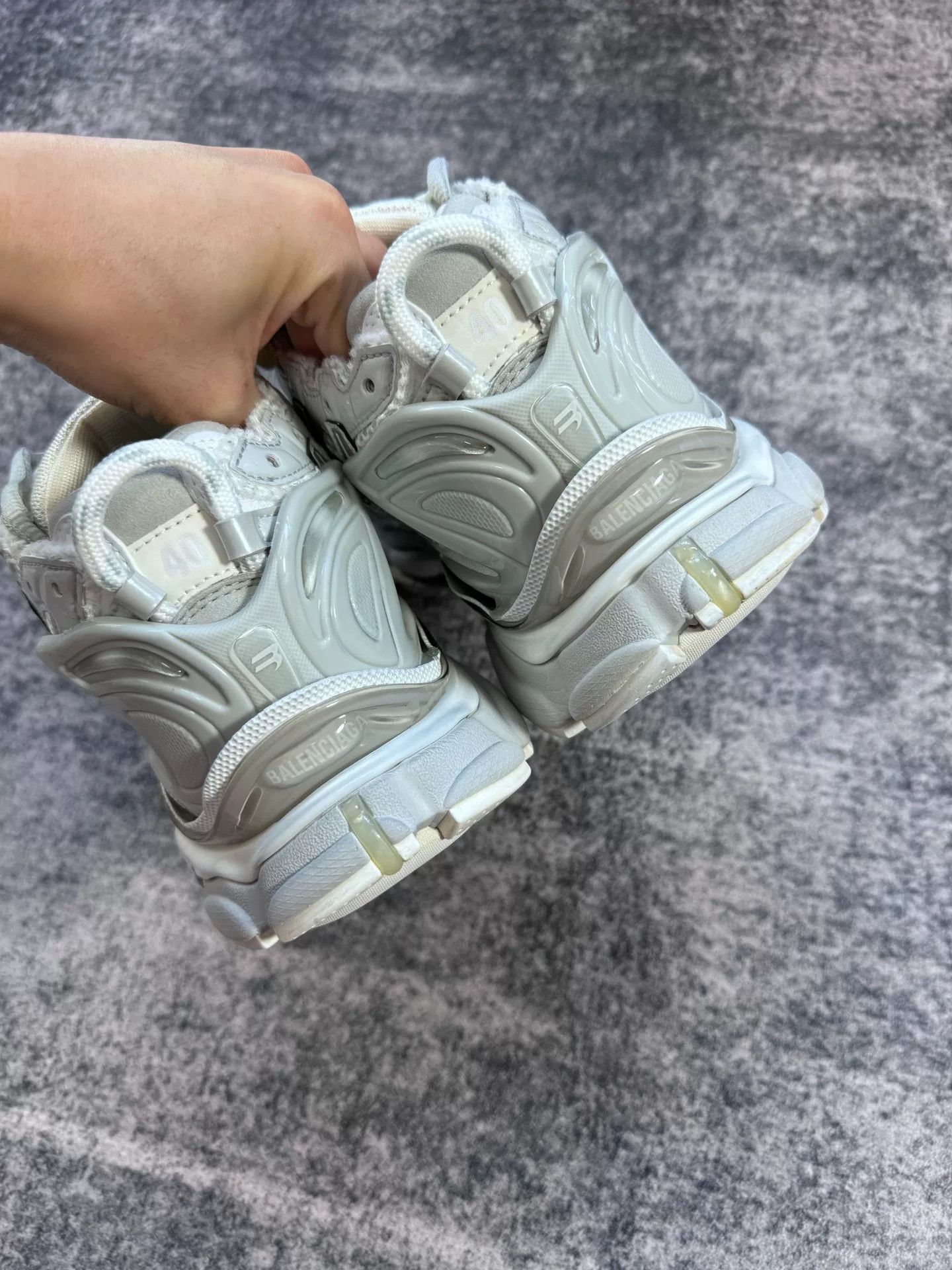 Balenciaga balenciaga silver runner sneakers size 40 Size US 7.5 / EU 40-41 - 5 Thumbnail