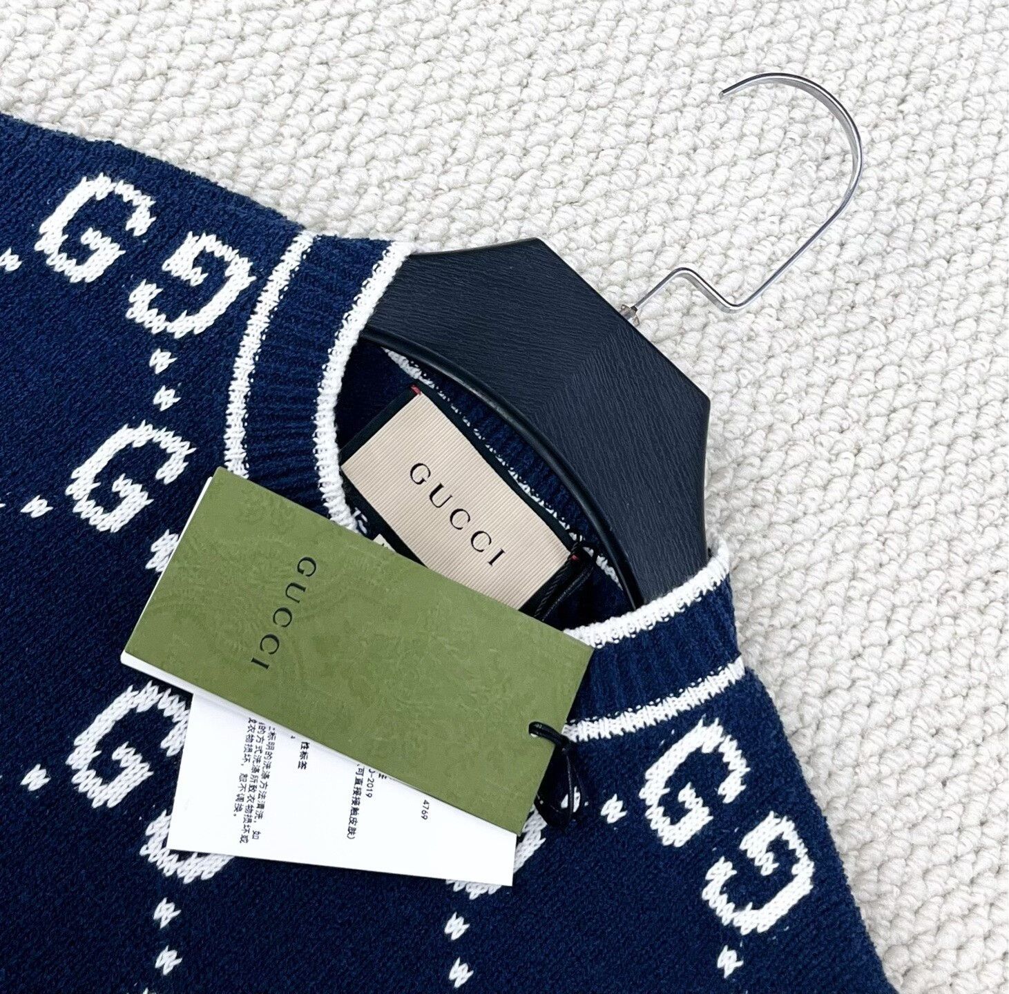 Gucci gucci navy blue short sleeve knit top Size US S / EU 44-46 / 1 - 3 Thumbnail